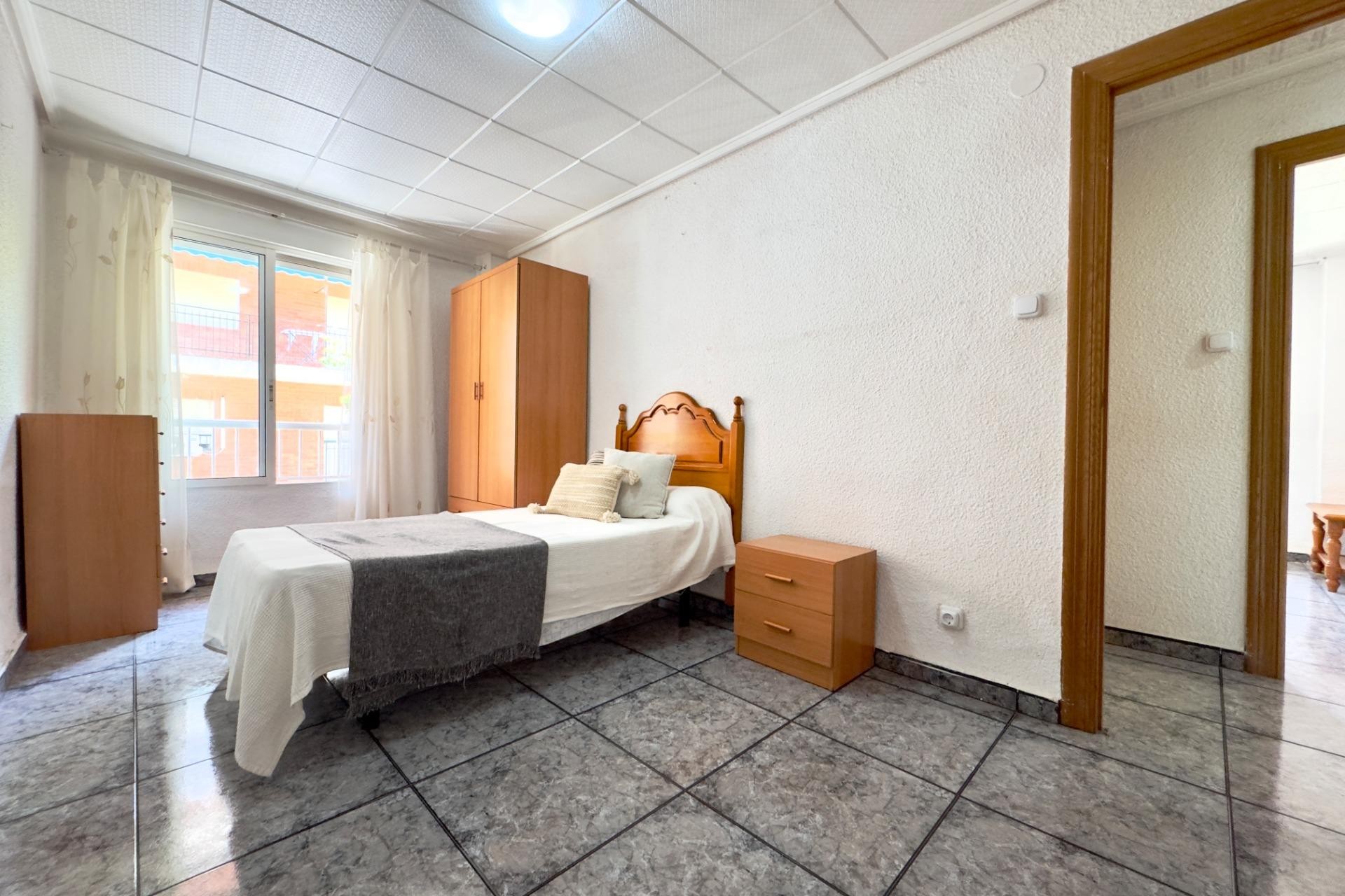 Resale - Apartment / flat - Elche - Plaza Madrid