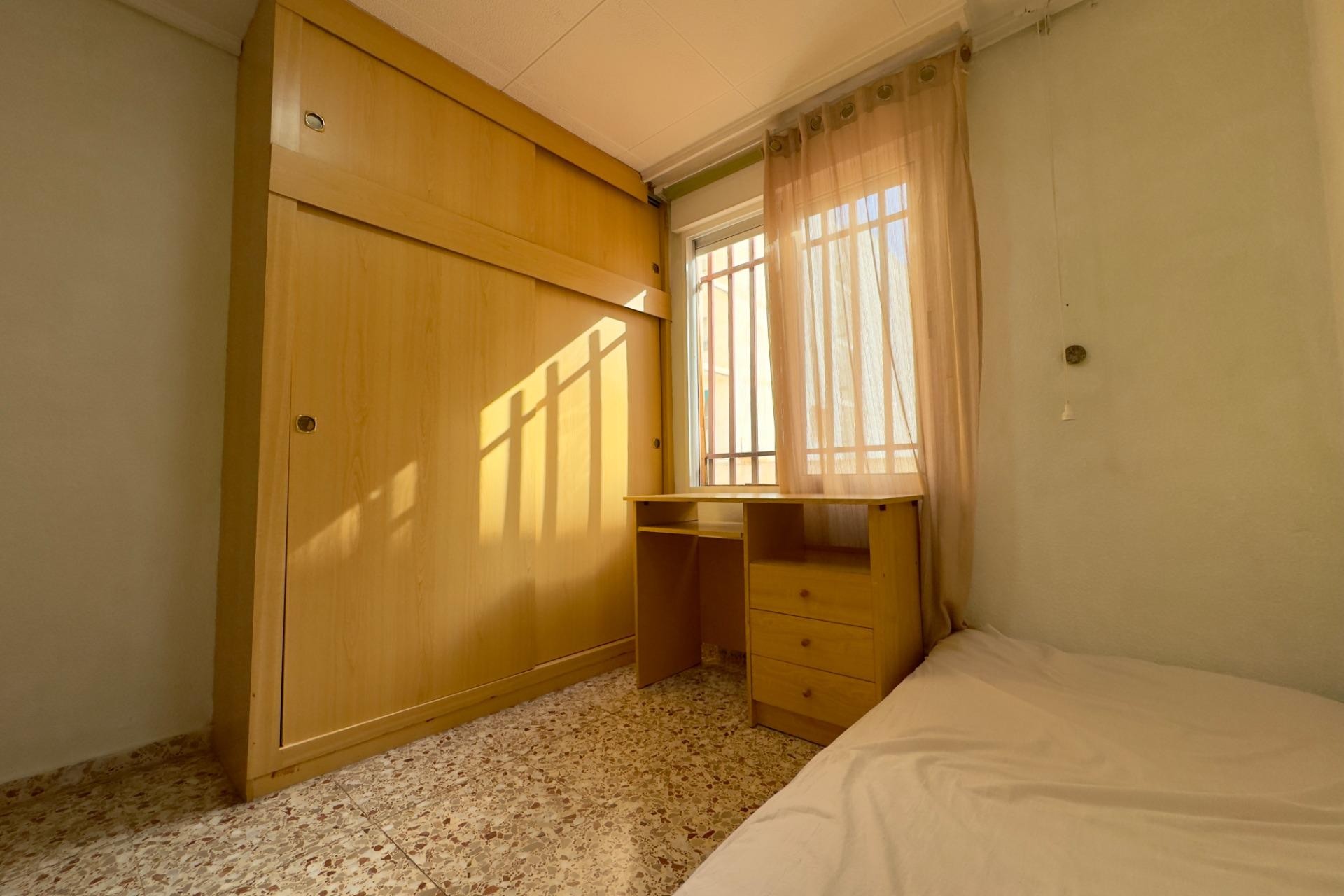 Resale - Apartment / flat - Elche - Plaza Madrid