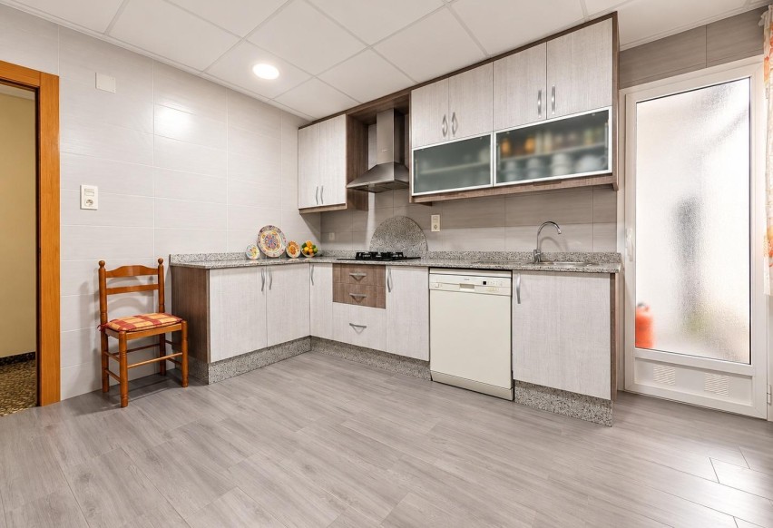 Resale - Apartment / flat - Elche - Plaza Madrid