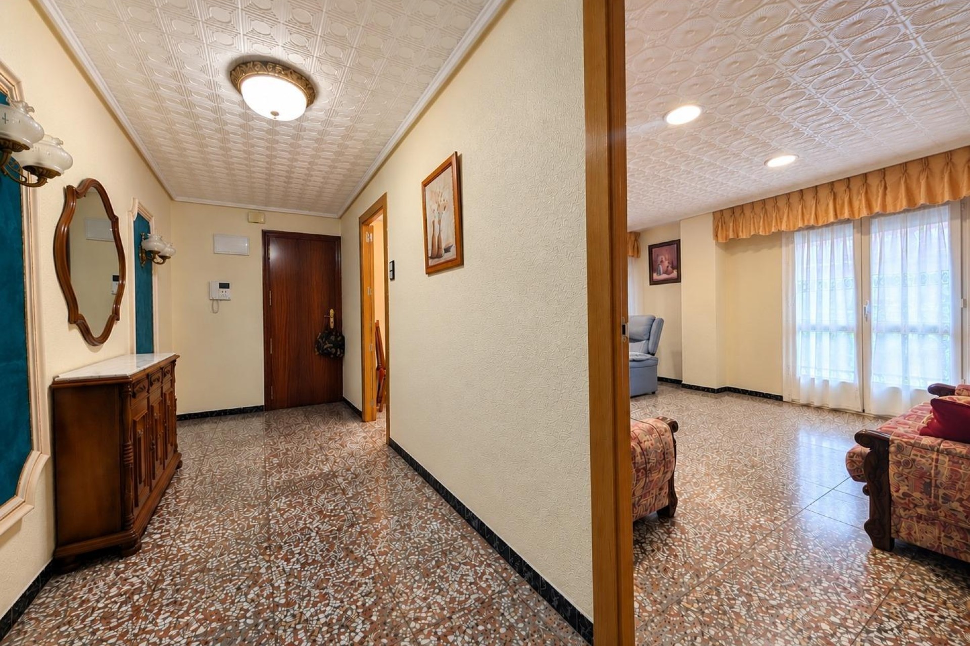 Resale - Apartment / flat - Elche - Plaza Madrid