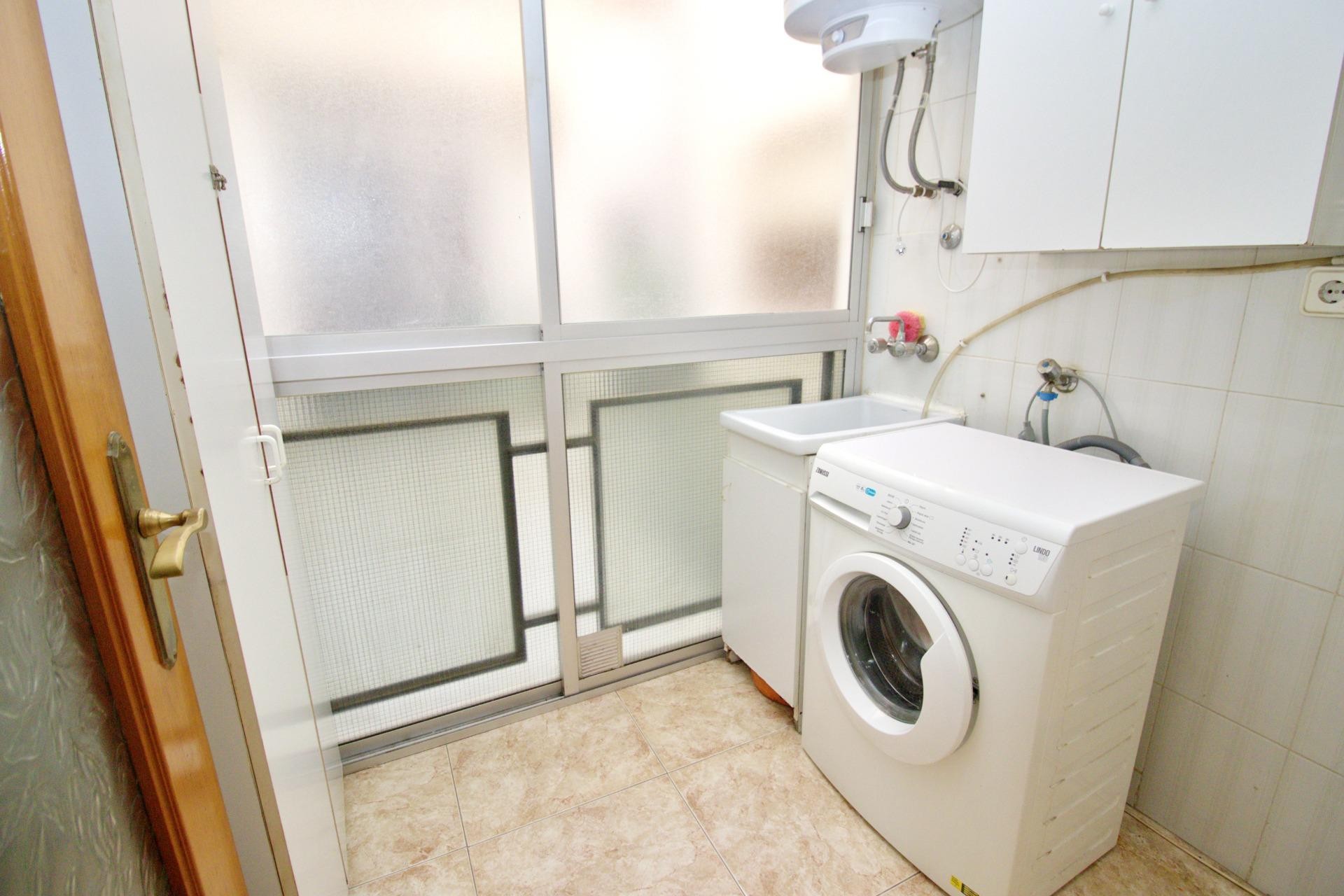 Resale - Apartment / flat - Elche - Plaza Madrid