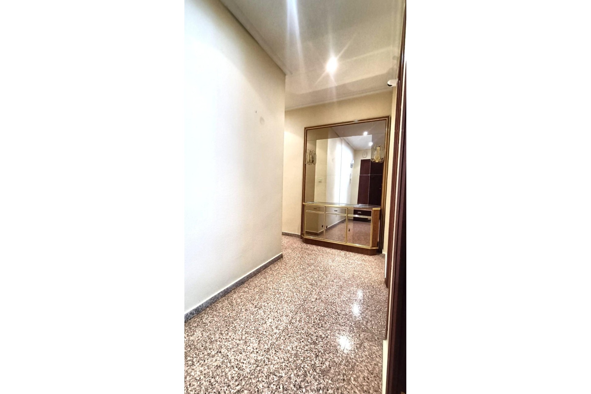 Resale - Apartment / flat - Elche - Plaza Madrid
