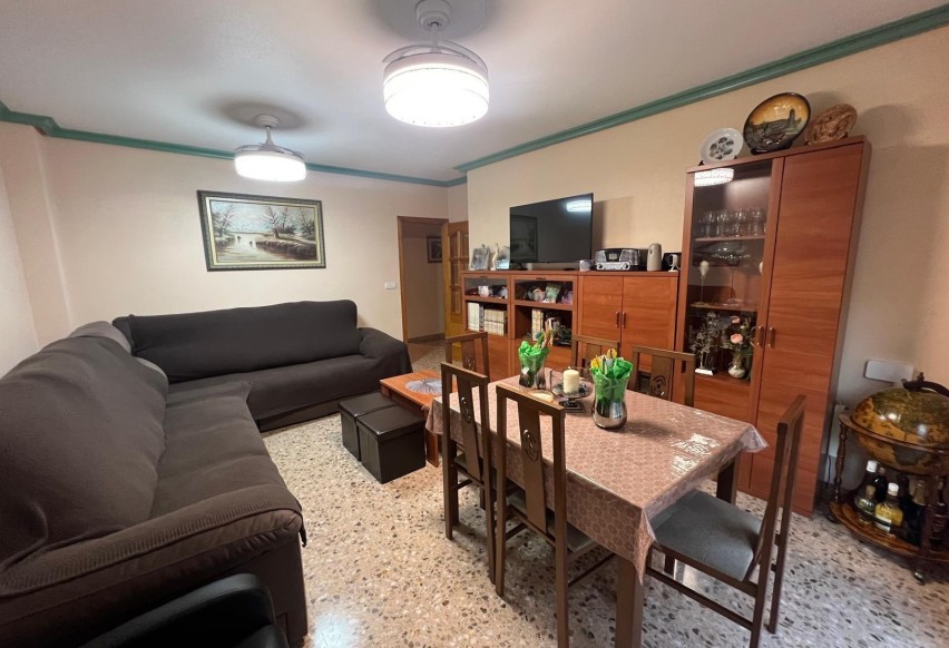 Resale - Apartment / flat - Elche - Plaza Madrid