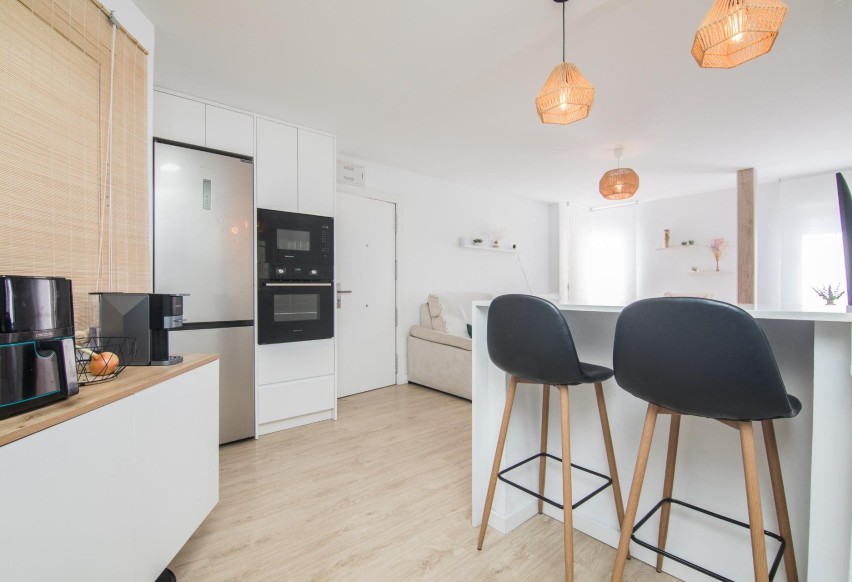 Resale - Apartment / flat - Elche - Plaza Madrid