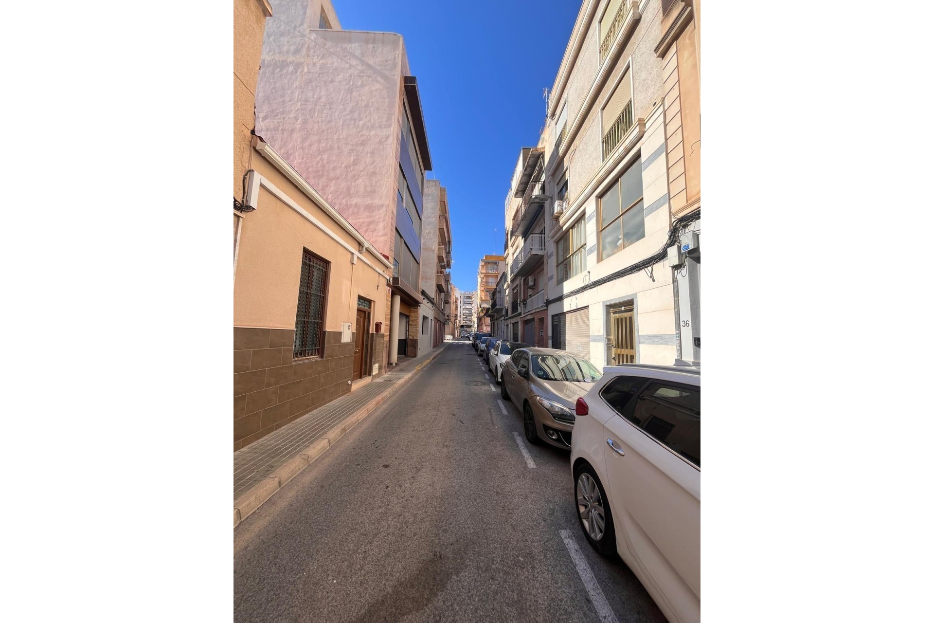 Resale - Apartment / flat - Elche - Plaza Obispo Siuri
