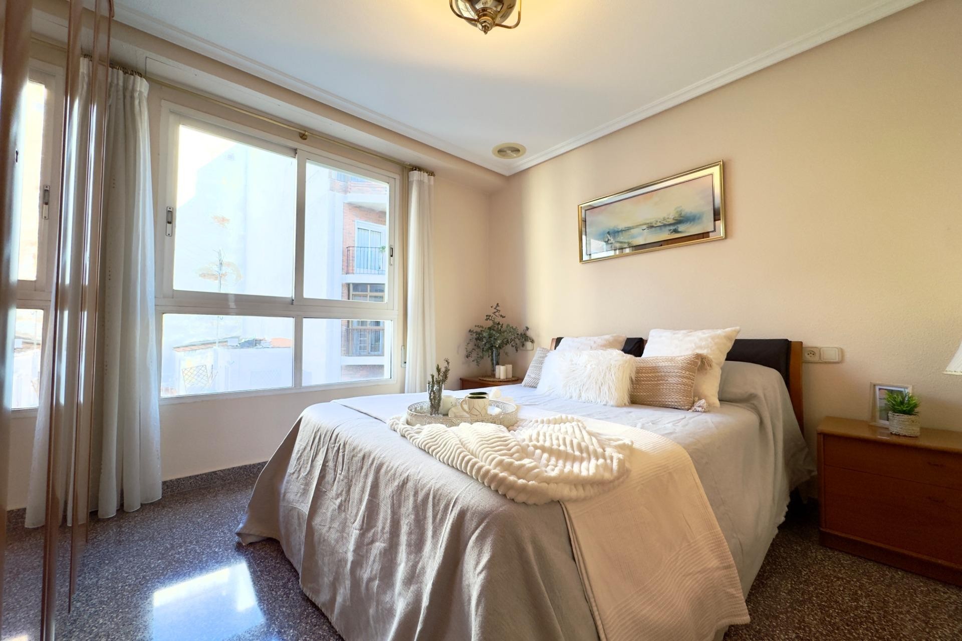 Resale - Apartment / flat - Elche - Plaza Obispo Siuri