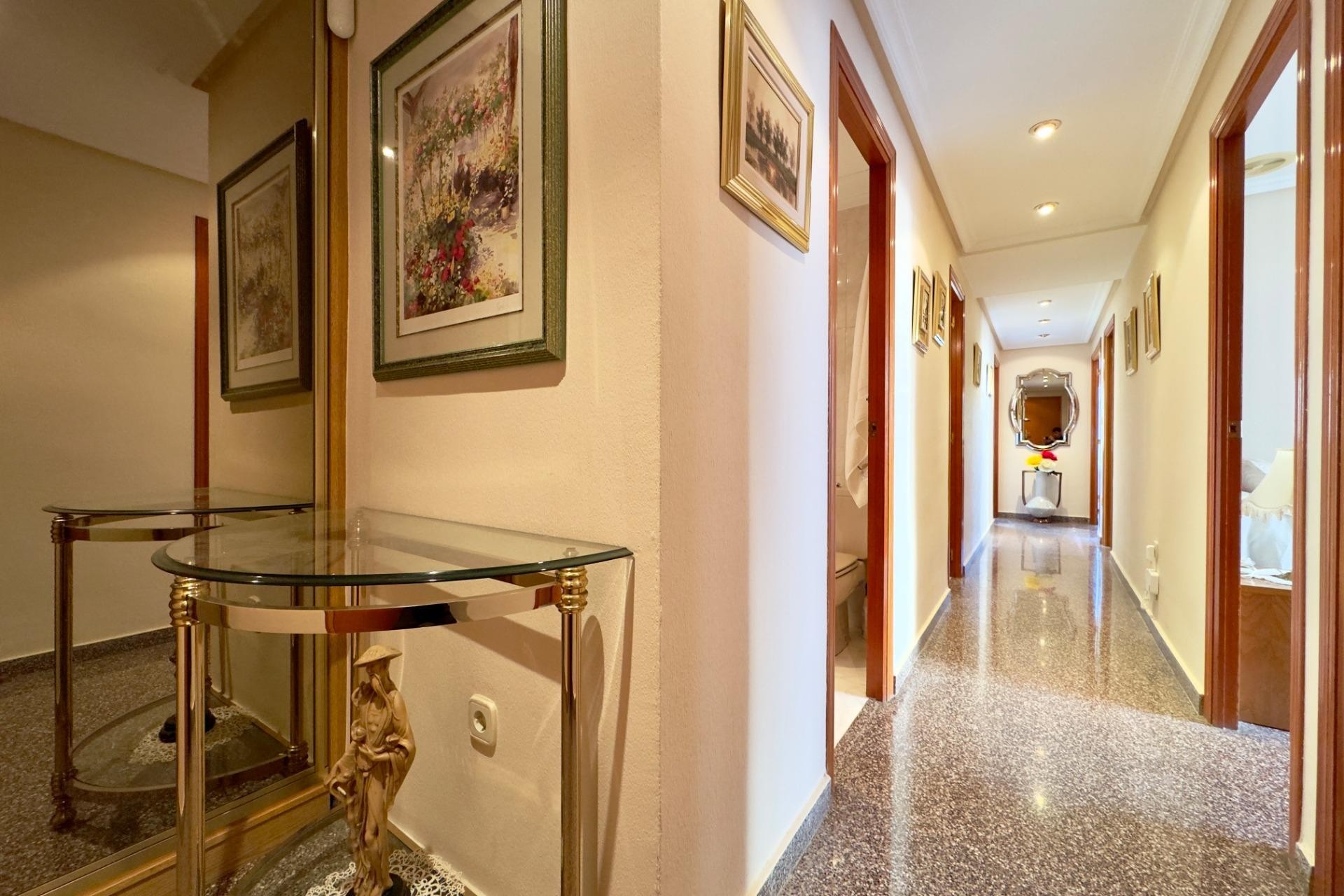 Resale - Apartment / flat - Elche - Plaza Obispo Siuri