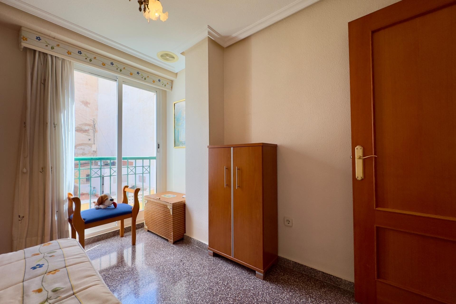Resale - Apartment / flat - Elche - Plaza Obispo Siuri