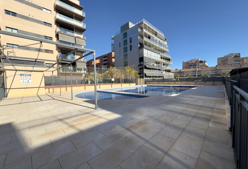 Resale - Apartment / flat - Elche - Porcelanosa