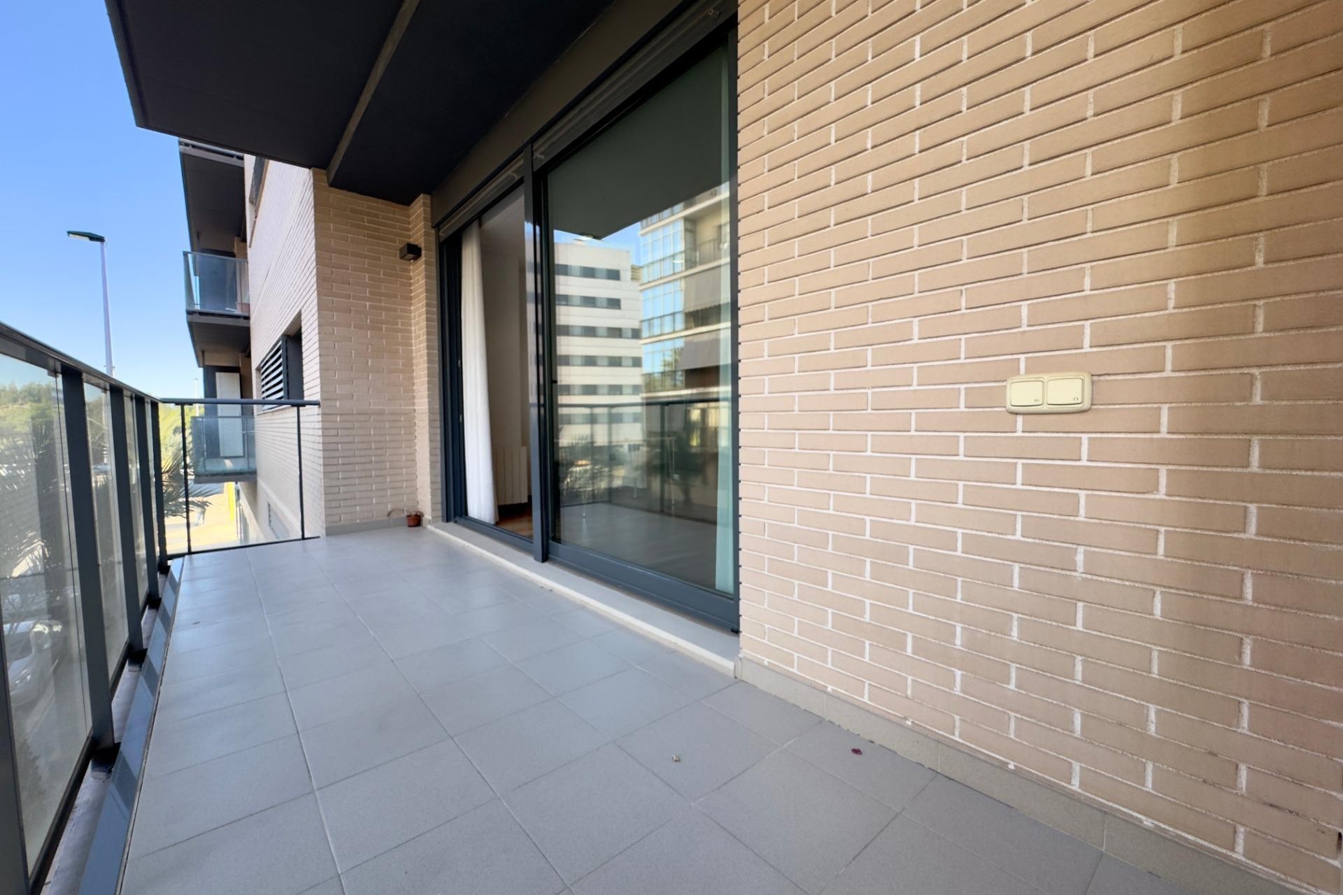 Resale - Apartment / flat - Elche - Porcelanosa