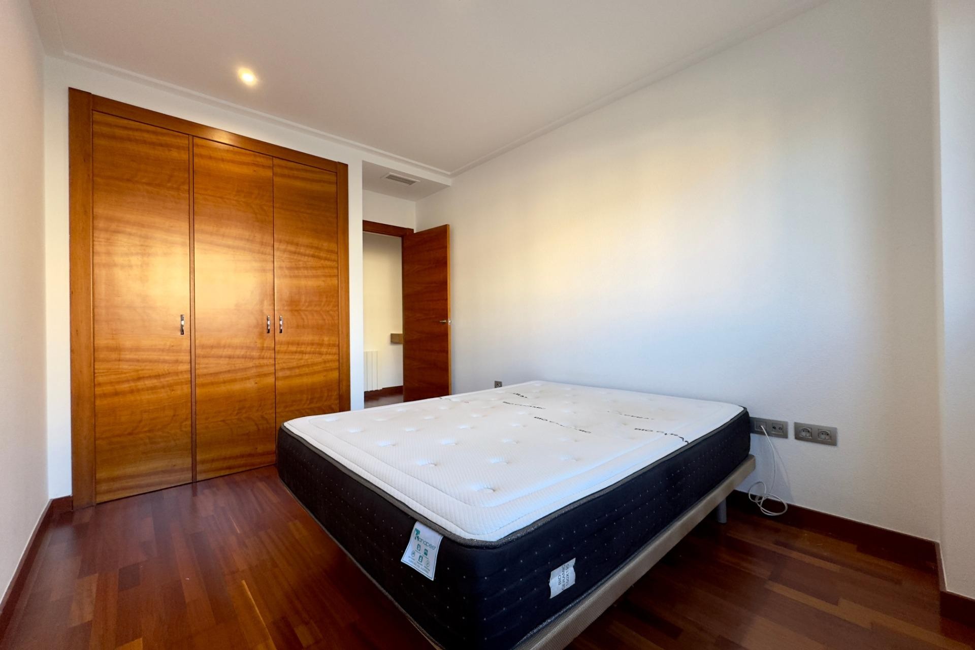 Resale - Apartment / flat - Elche - Porcelanosa