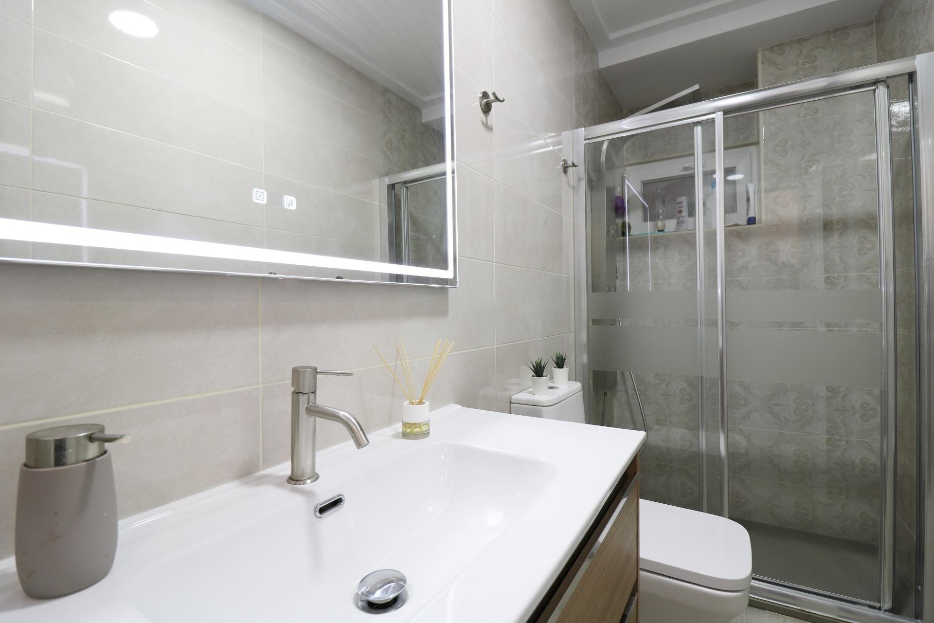 Resale - Apartment / flat - Elche - Reina Victoria-Miguel Hernández