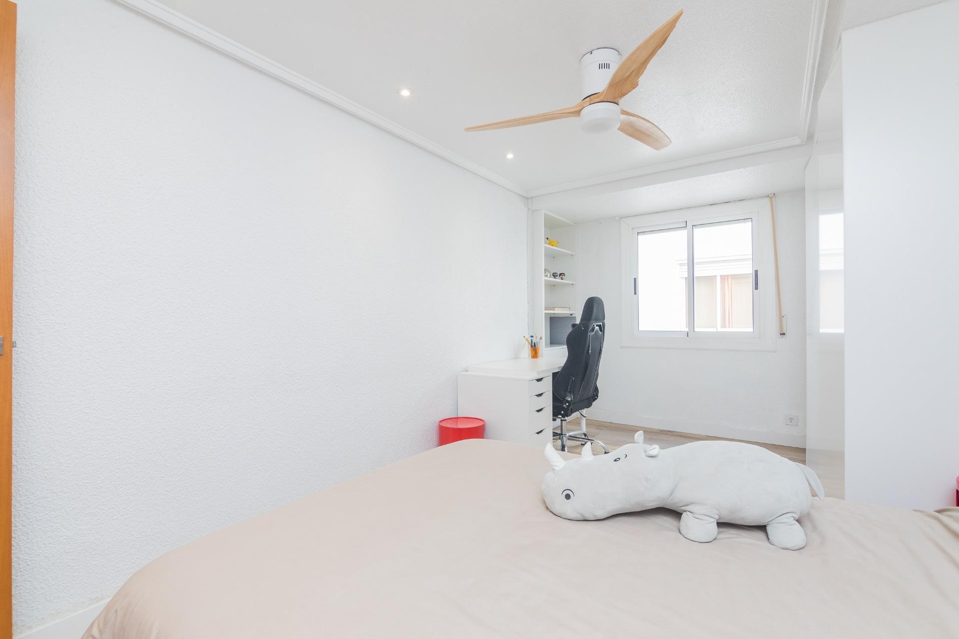 Resale - Apartment / flat - Elche - Reina Victoria-Miguel Hernández