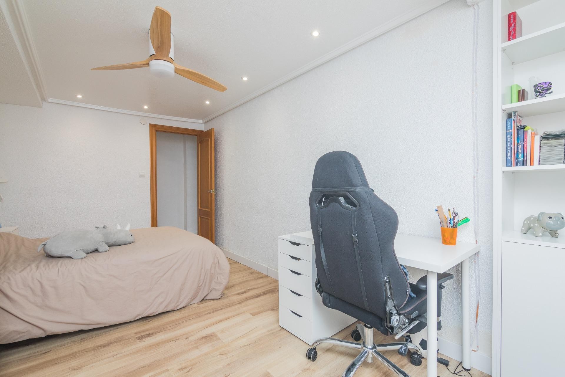 Resale - Apartment / flat - Elche - Reina Victoria-Miguel Hernández