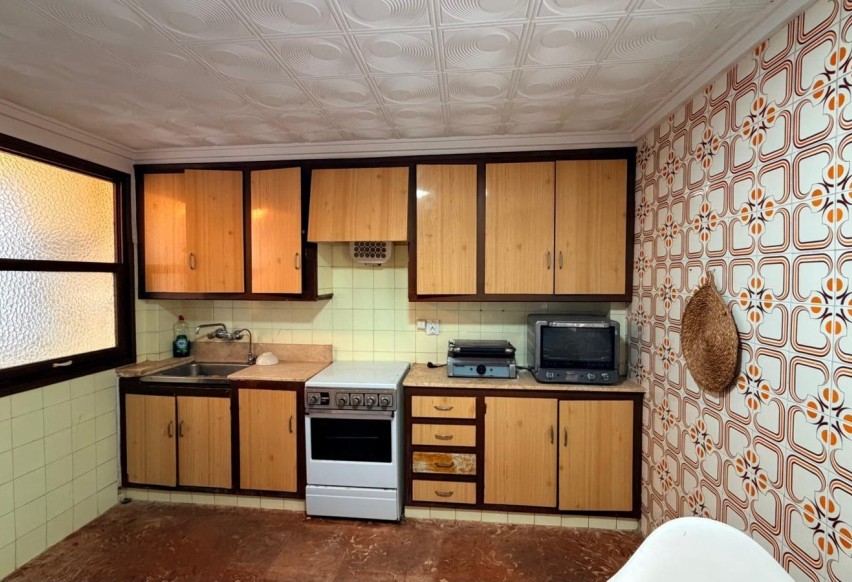 Resale - Apartment / flat - Elche - Reina Victoria-Miguel Hernández