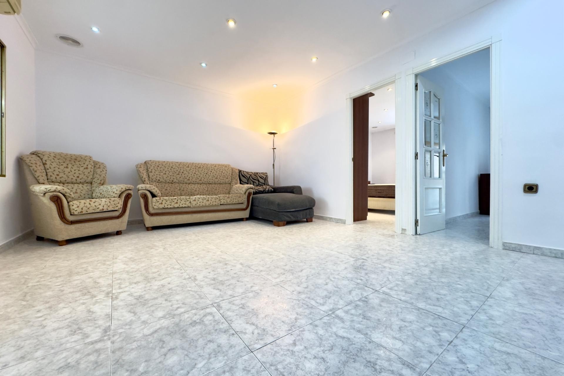 Resale - Apartment / flat - Elche - San Crispín