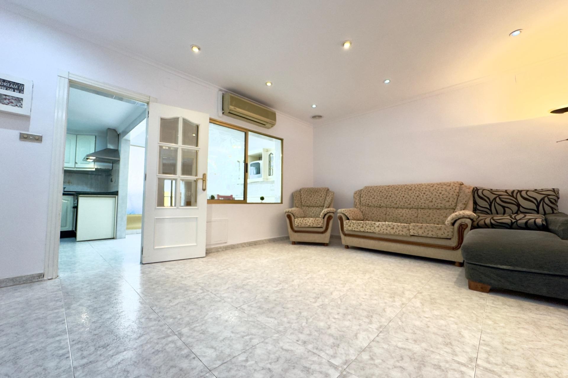Resale - Apartment / flat - Elche - San Crispín
