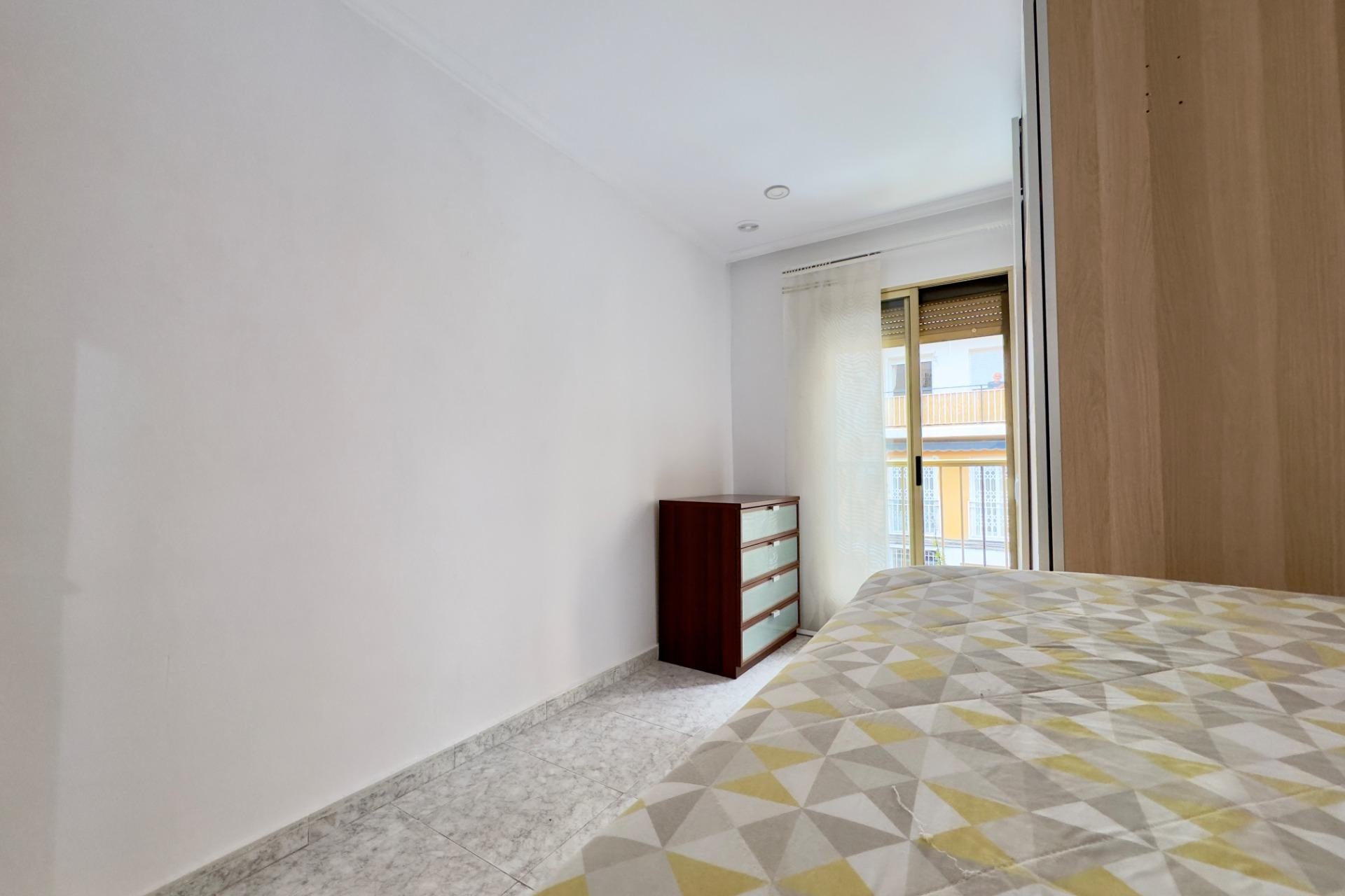 Resale - Apartment / flat - Elche - San Crispín