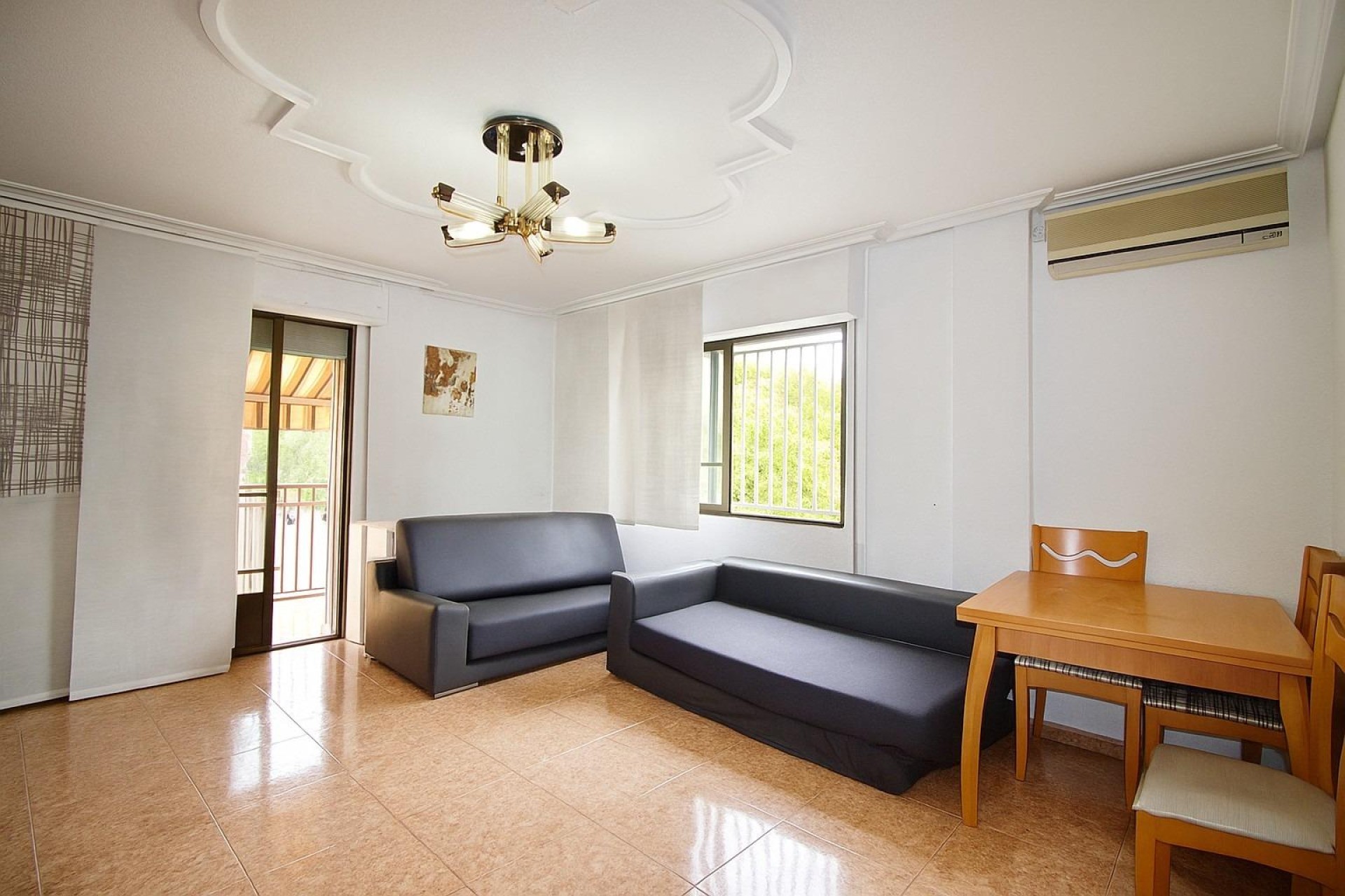 Resale - Apartment / flat - Elche - San Crispín