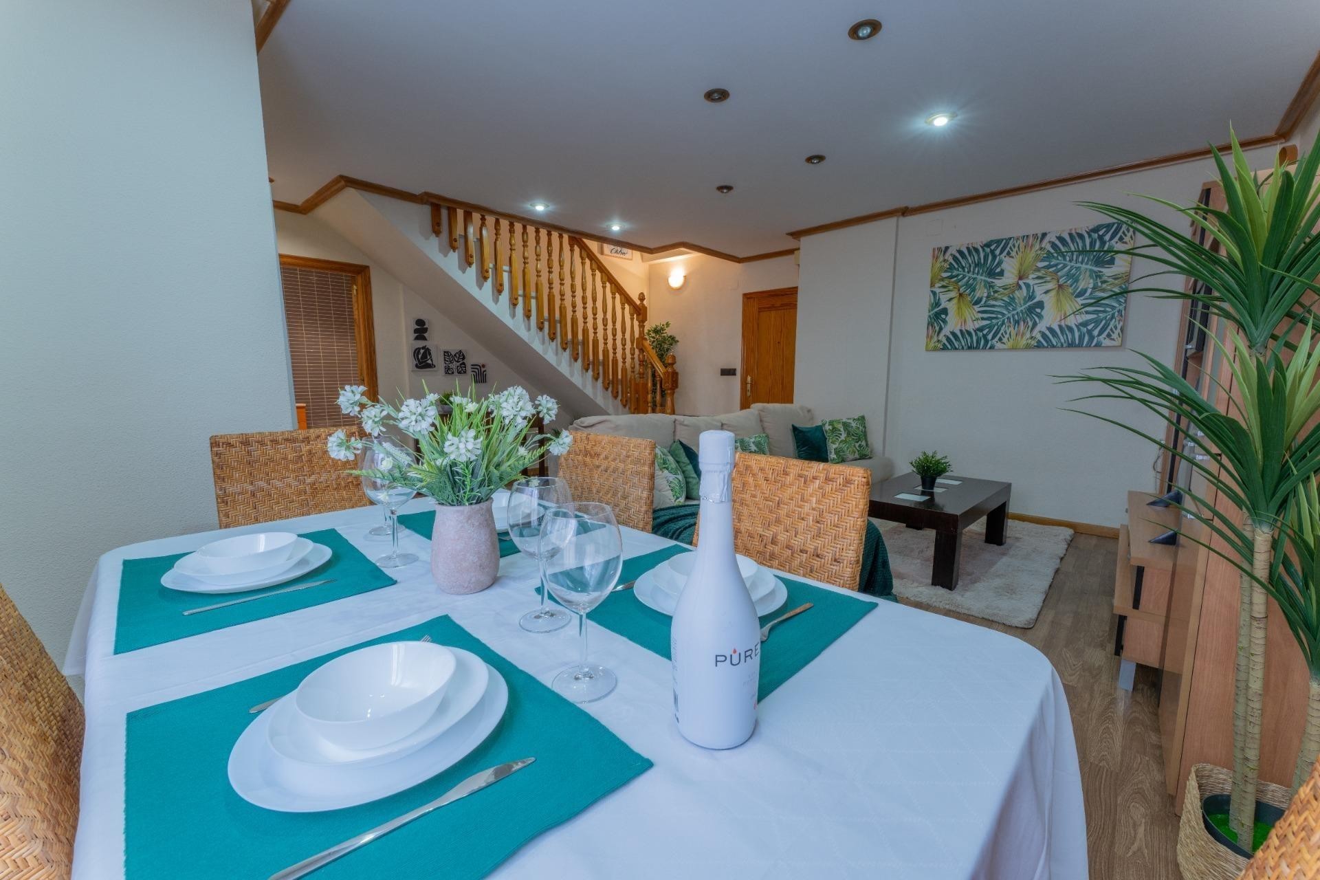 Resale - Apartment / flat - Elche - Sector V