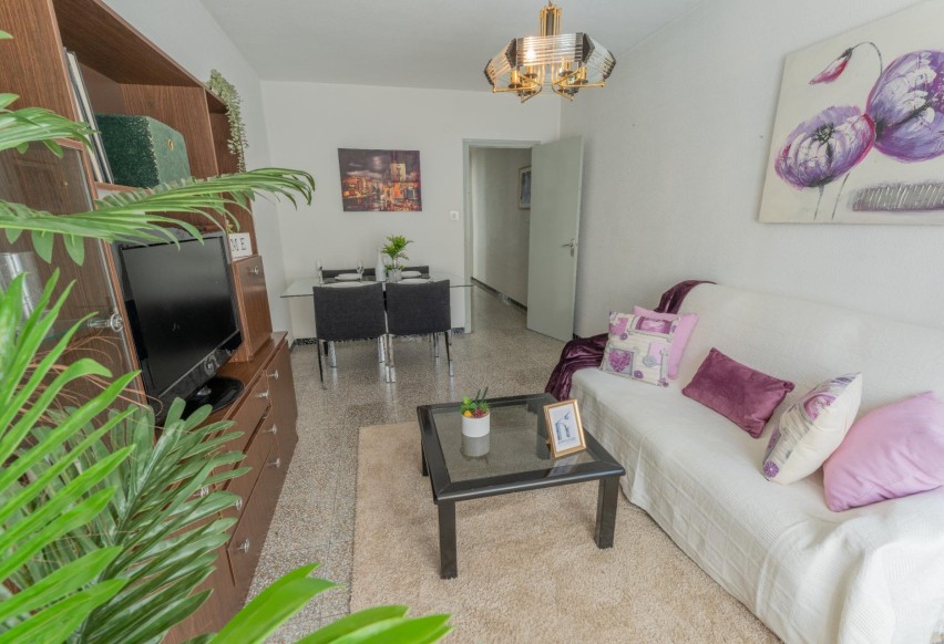Resale - Apartment / flat - Elche - Sector V