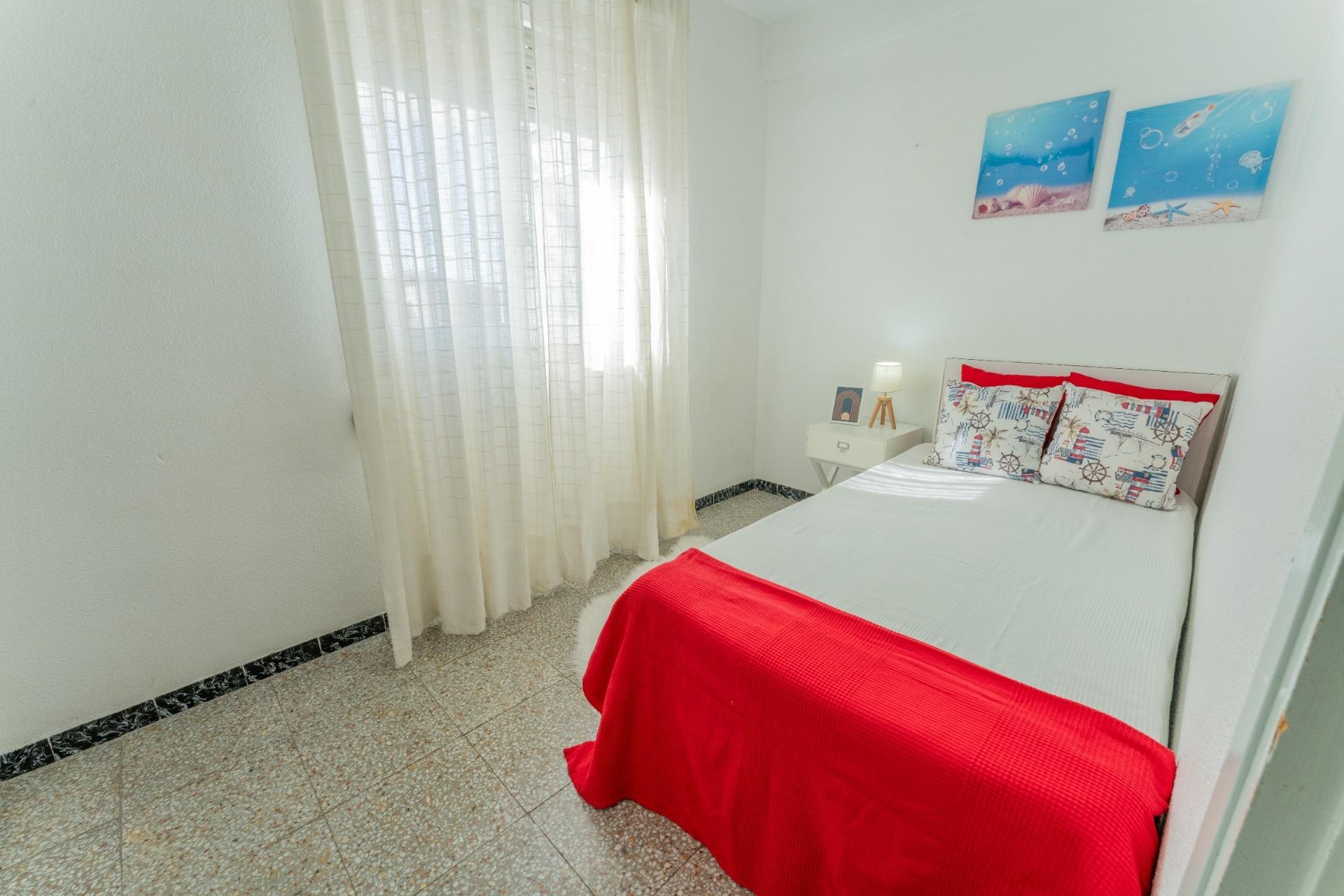 Resale - Apartment / flat - Elche - Sector V