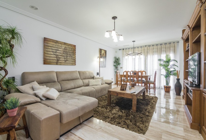 Resale - Apartment / flat - Elche - Torreta - Portalada
