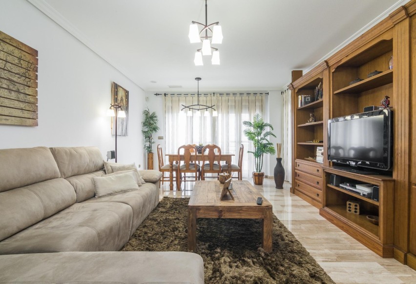 Resale - Apartment / flat - Elche - Torreta - Portalada