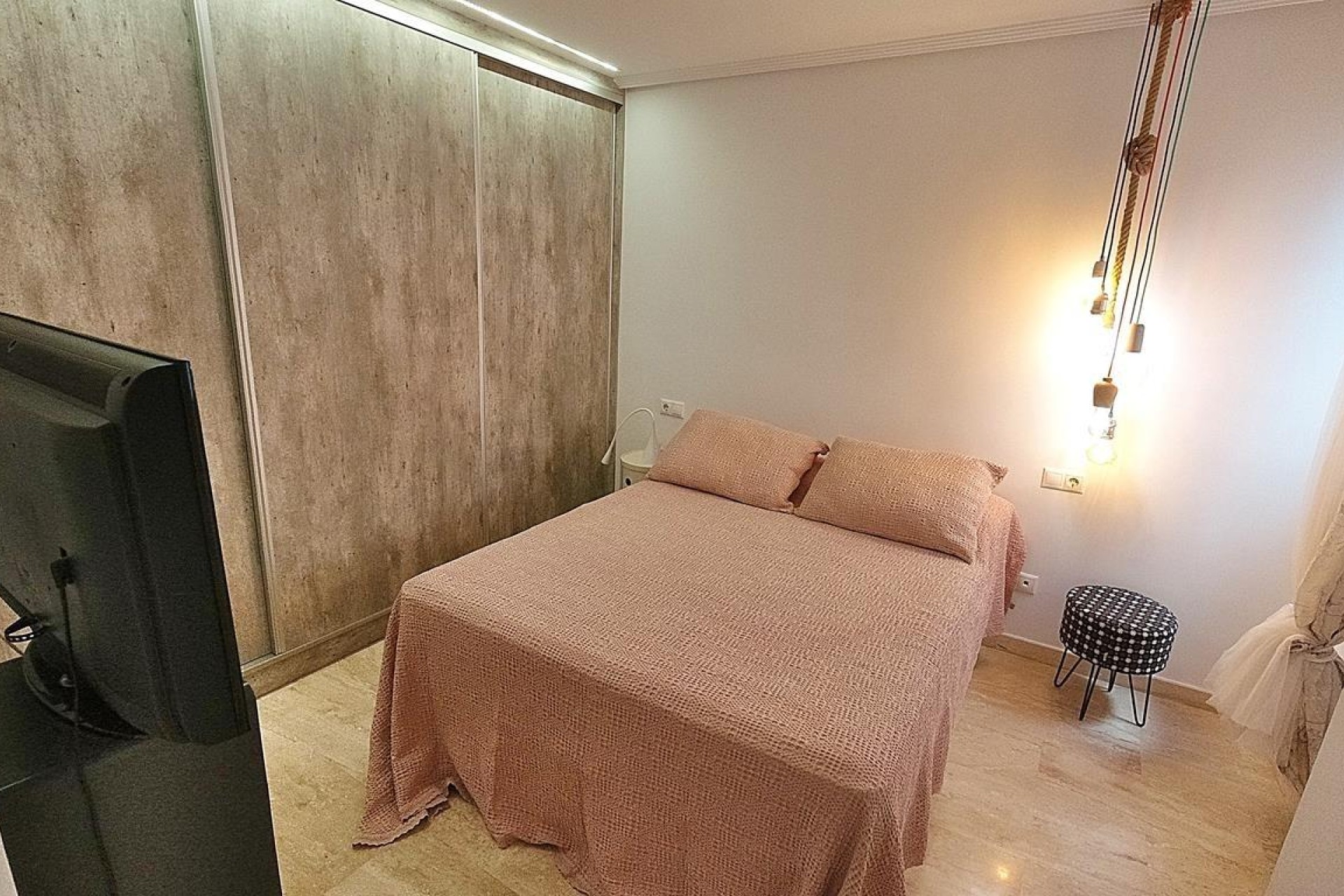 Resale - Apartment / flat - Elche - Torreta - Portalada