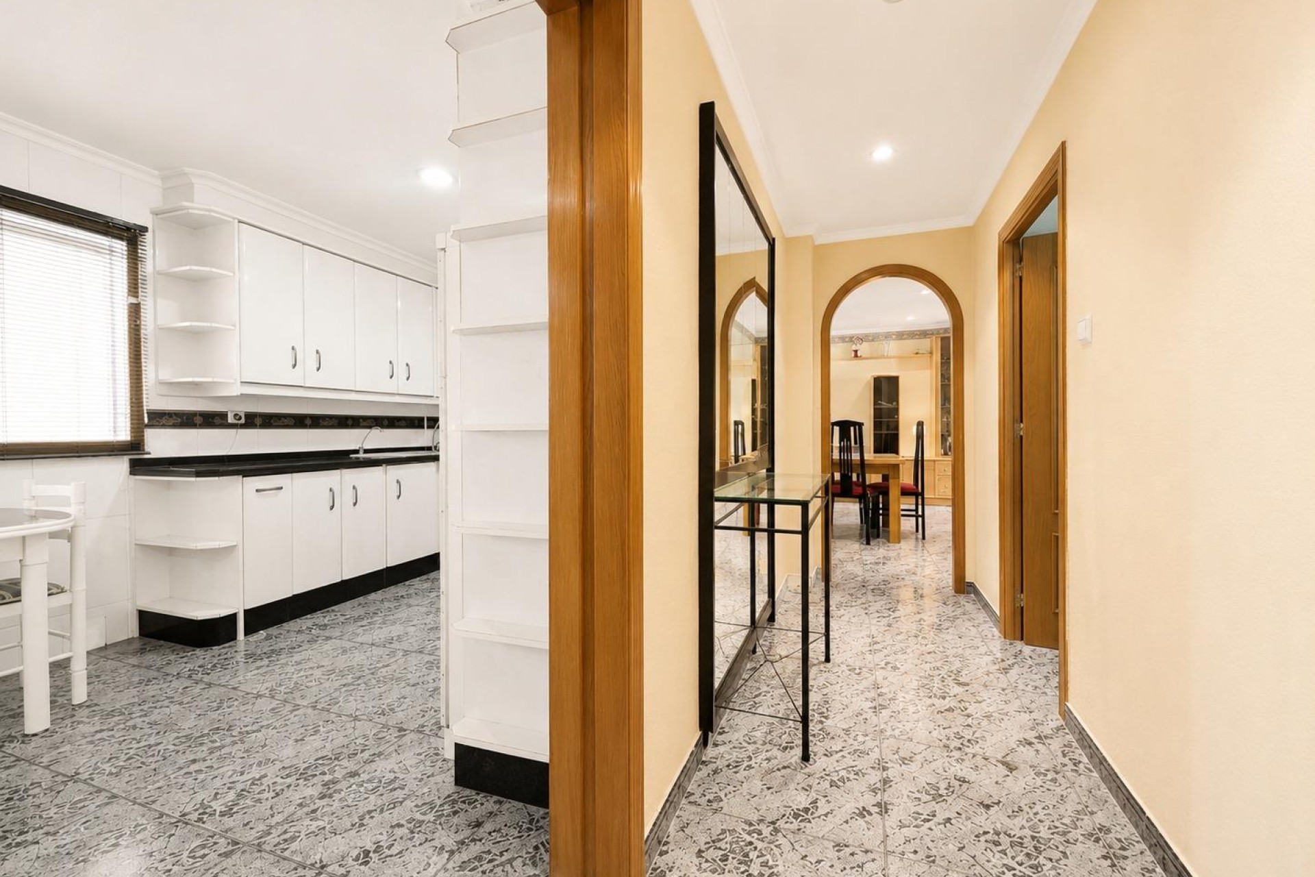 Resale - Apartment / flat - Elche - Toscar