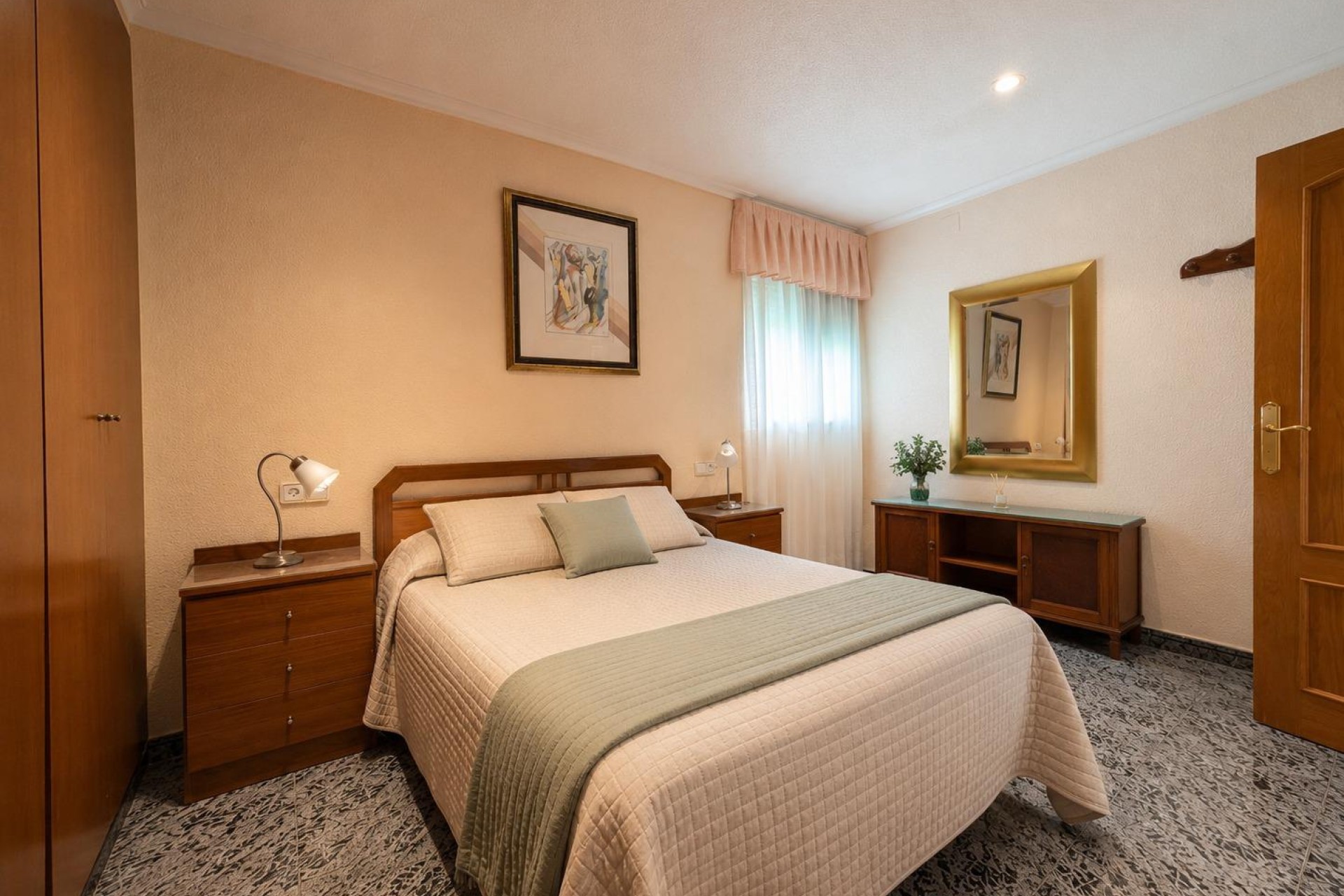 Resale - Apartment / flat - Elche - Toscar