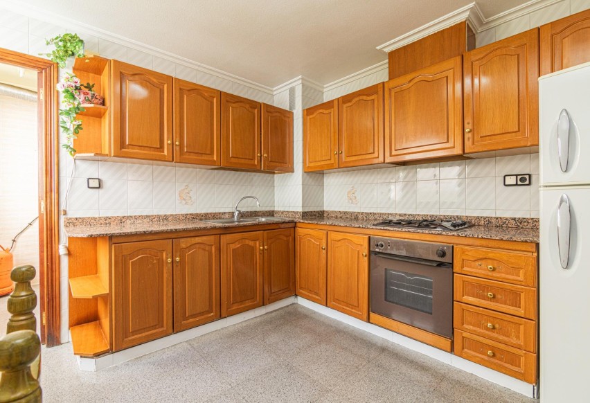 Resale - Apartment / flat - Elche - Toscar