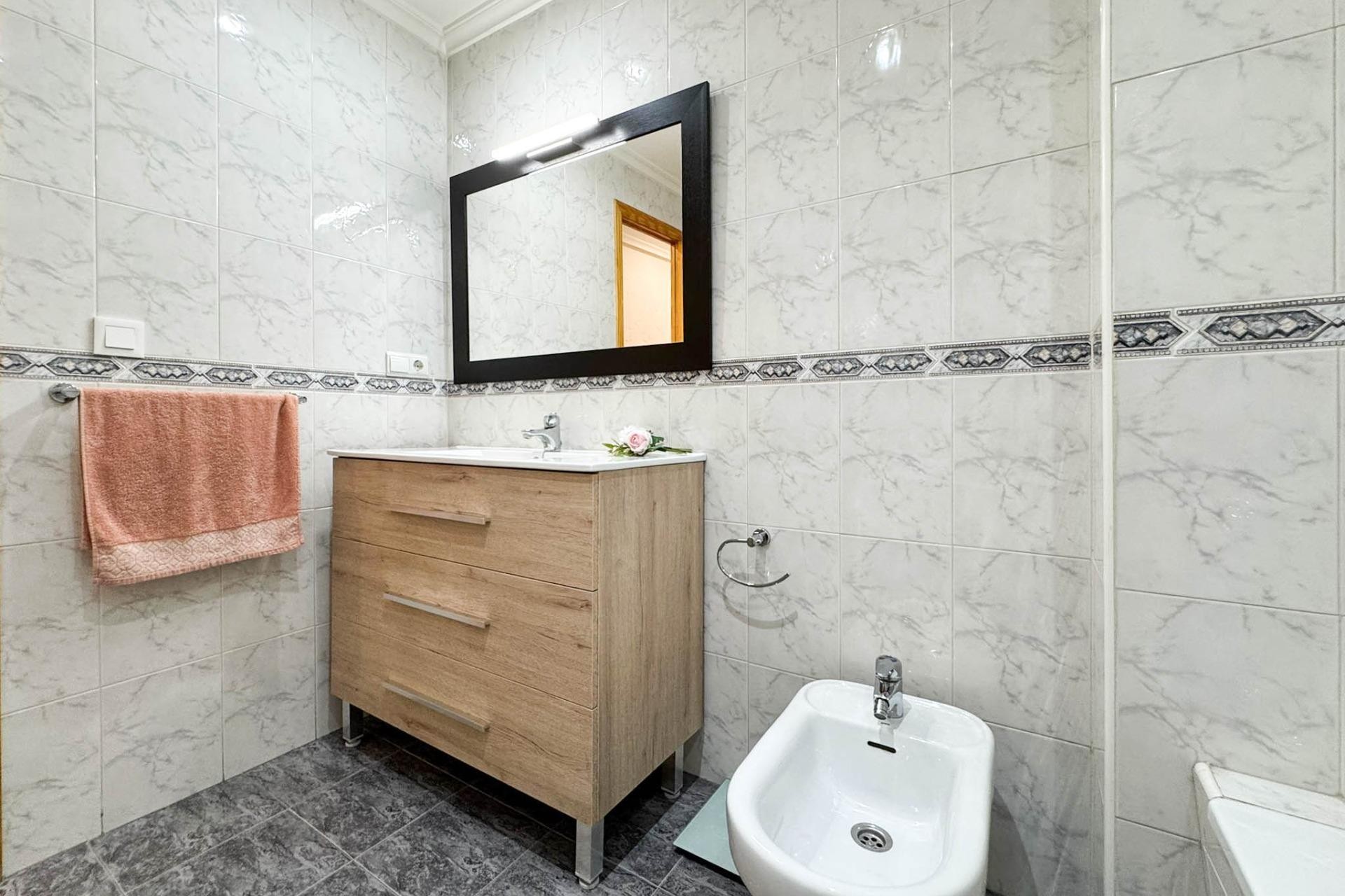 Resale - Apartment / flat - Elche - Zona Deportiva-Nuevo Altabix