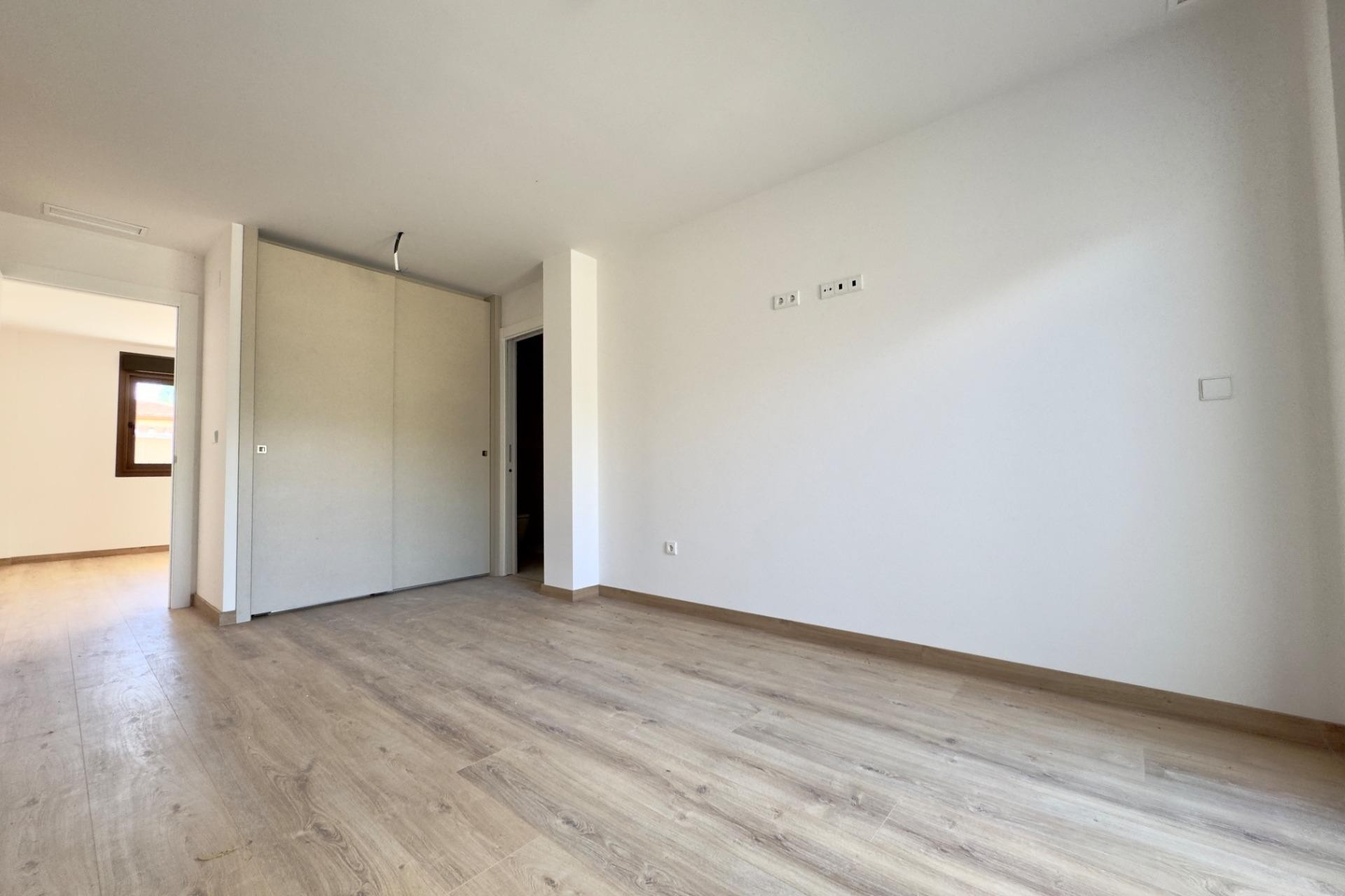 Resale - Apartment / flat - Hondón de las Nieves - canalosa