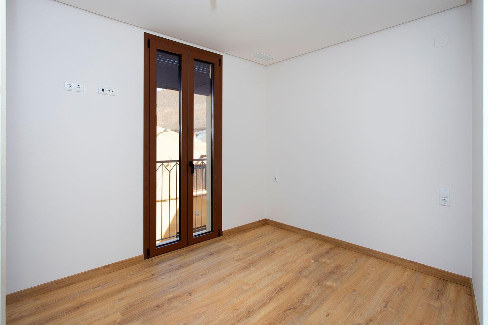Resale - Apartment / flat - Hondón de las Nieves - Pueblo