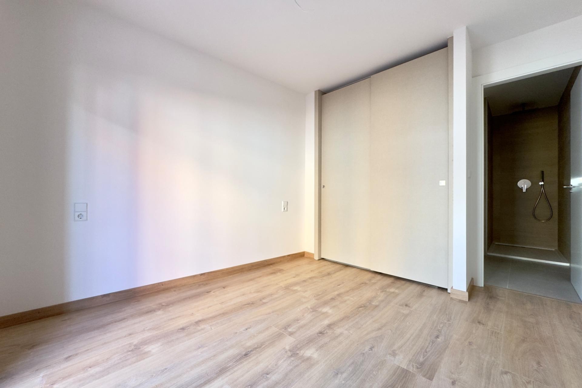 Resale - Apartment / flat - Hondón de las Nieves - Pueblo