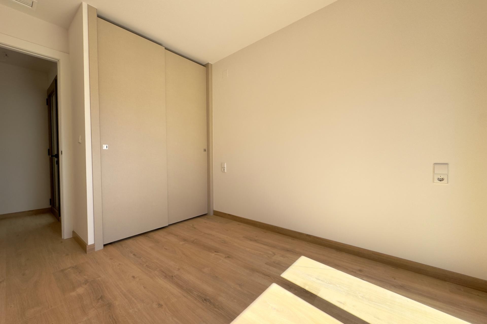Resale - Apartment / flat - Hondón de las Nieves - Pueblo