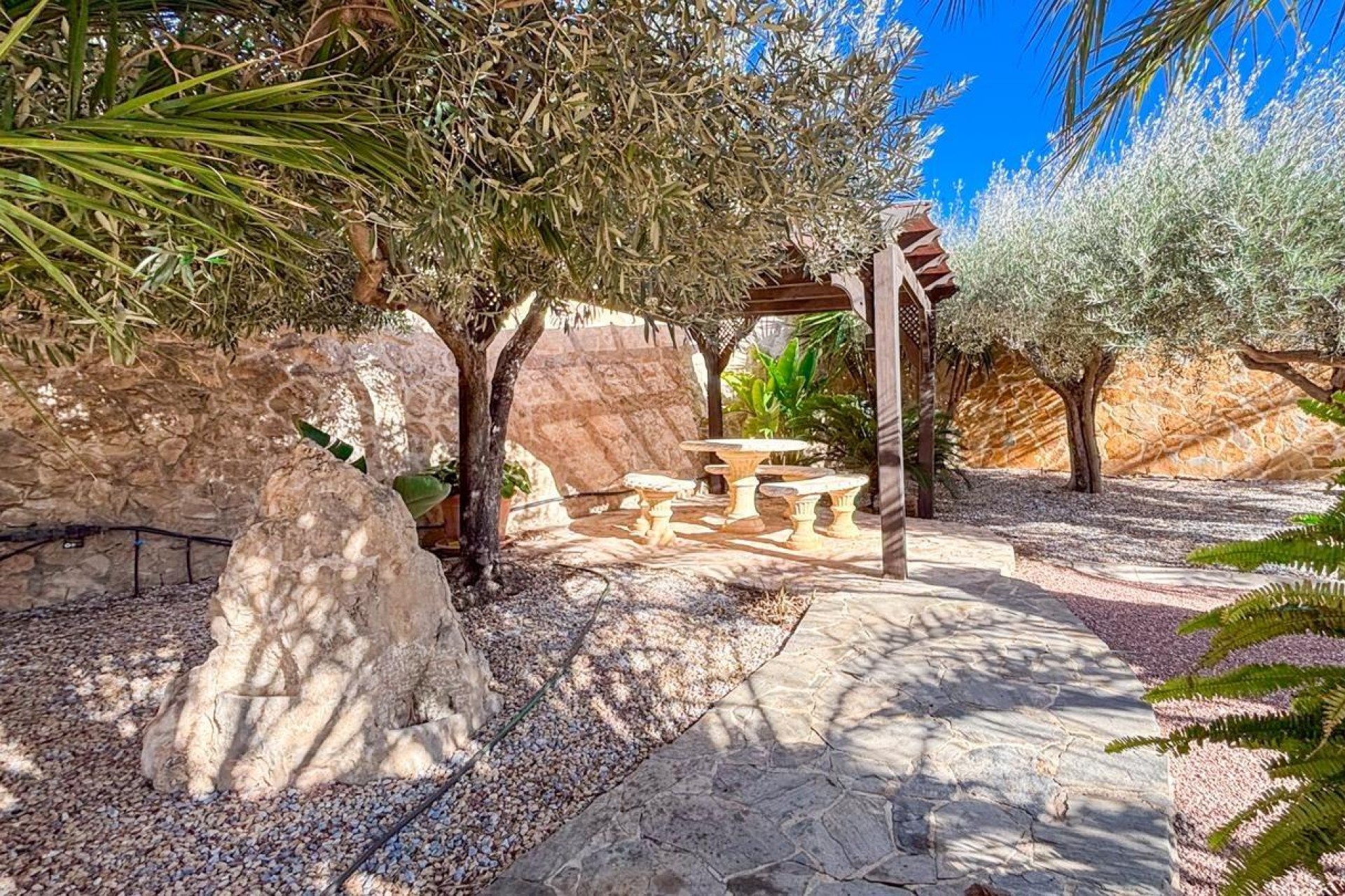 Resale - Apartment / flat - Hondón de las Nieves