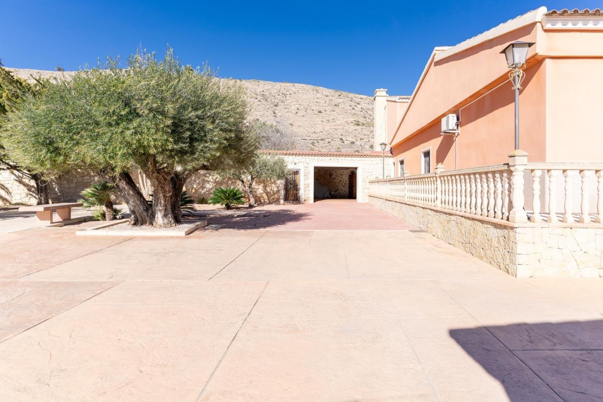 Resale - Apartment / flat - Hondón de las Nieves
