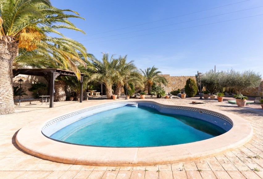 Resale - Apartment / flat - Hondón de las Nieves