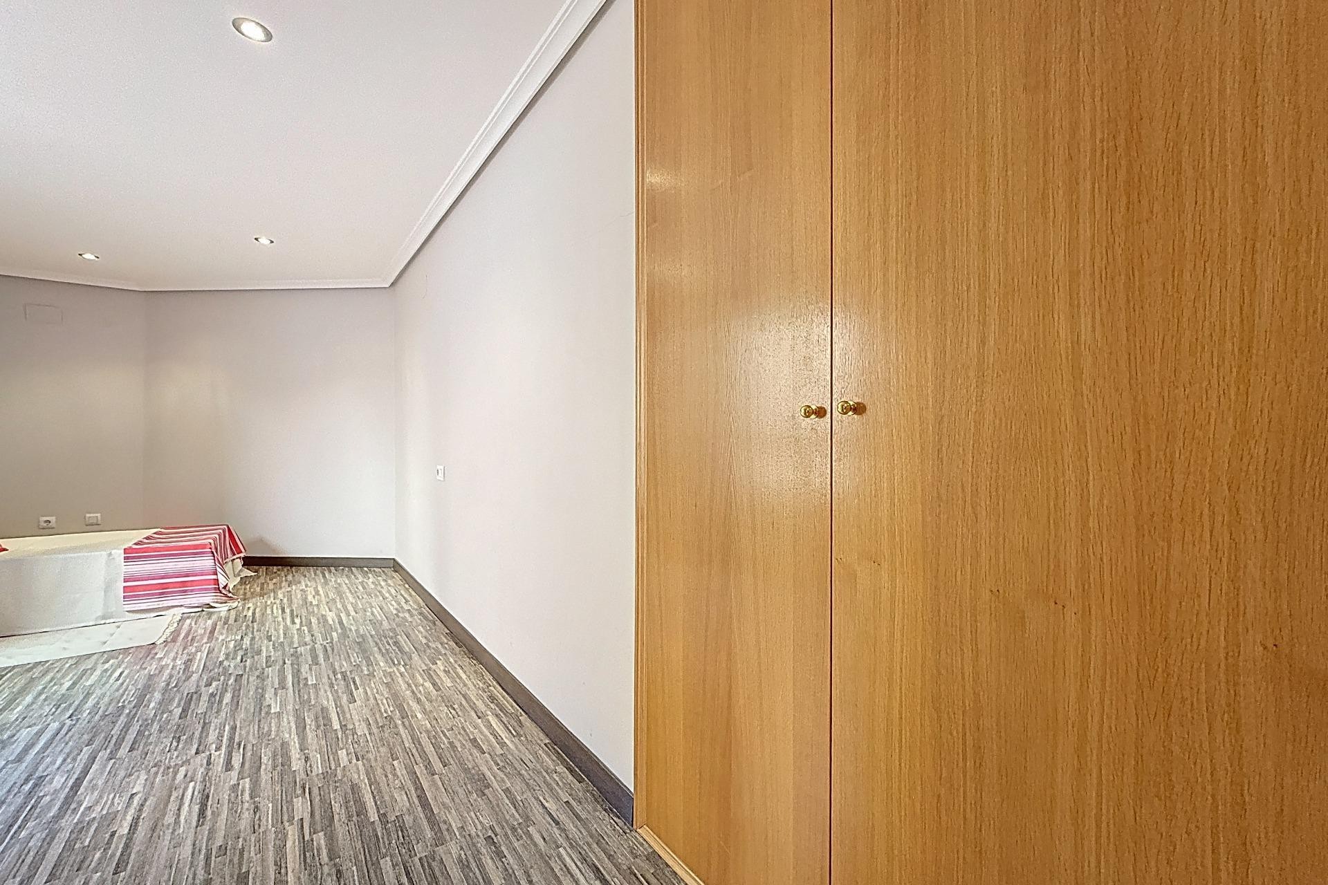 Resale - Apartment / flat - Onil - Comunidad valenciana