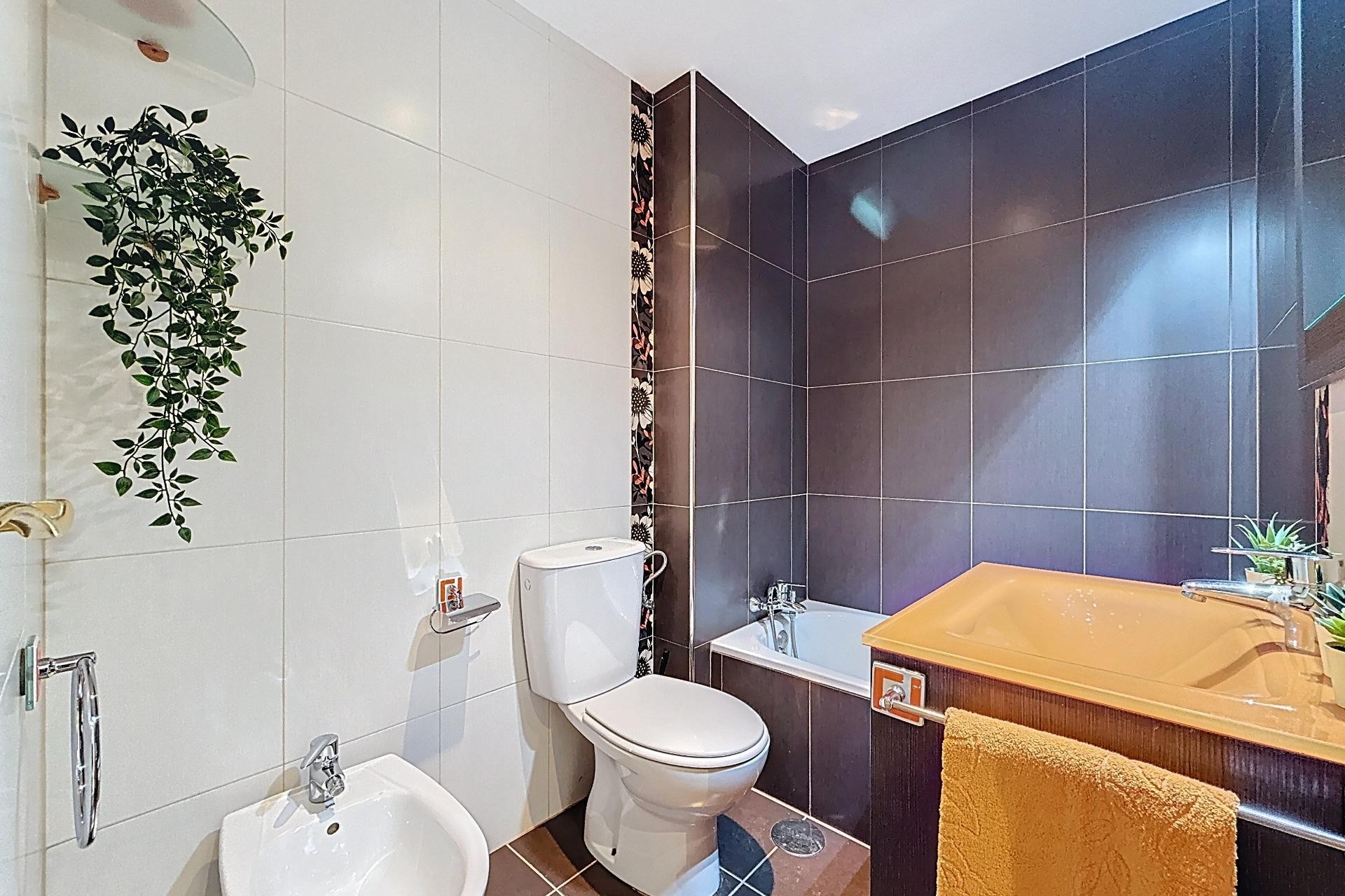 Resale - Apartment / flat - Onil - Comunidad valenciana