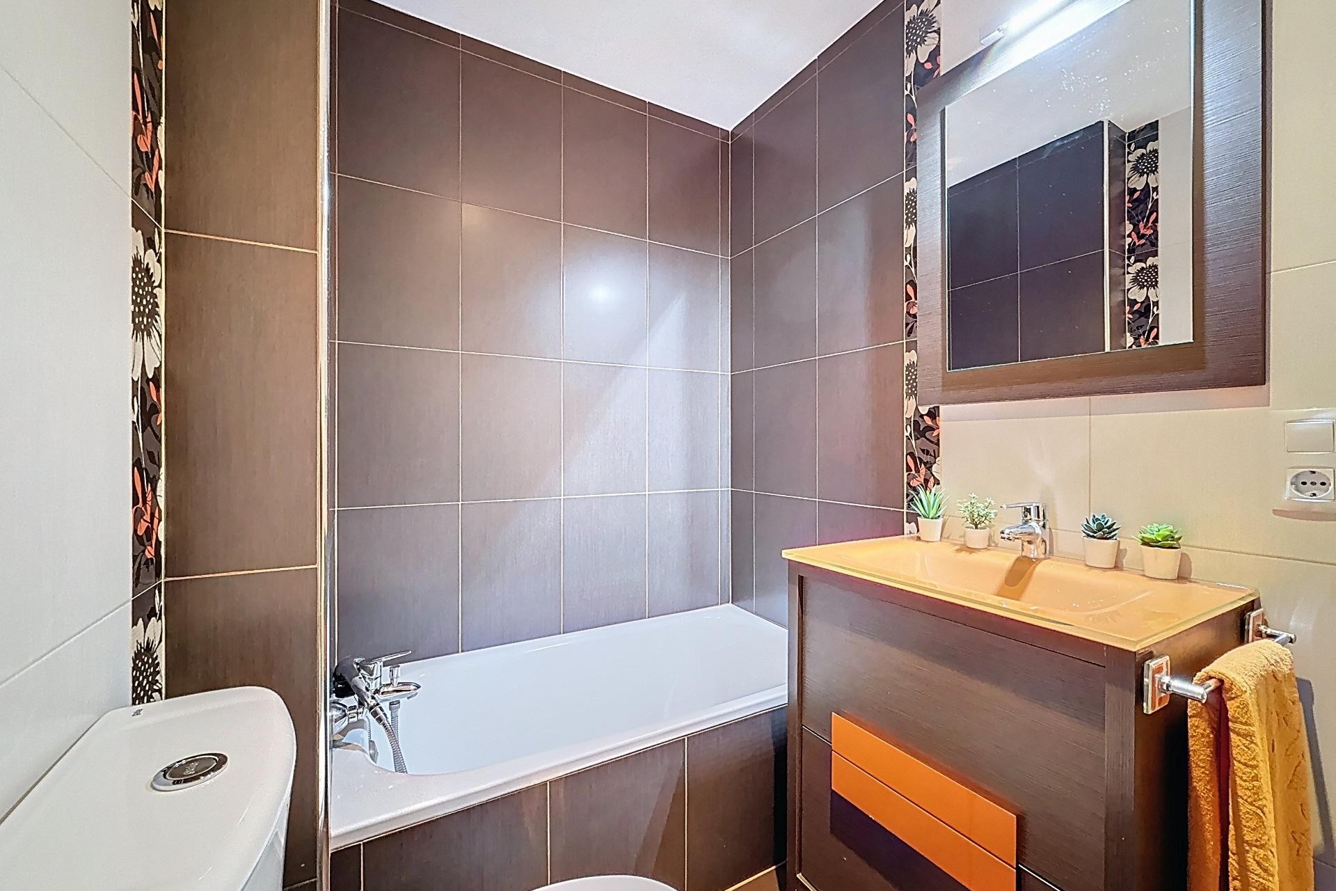 Resale - Apartment / flat - Onil - Comunidad valenciana