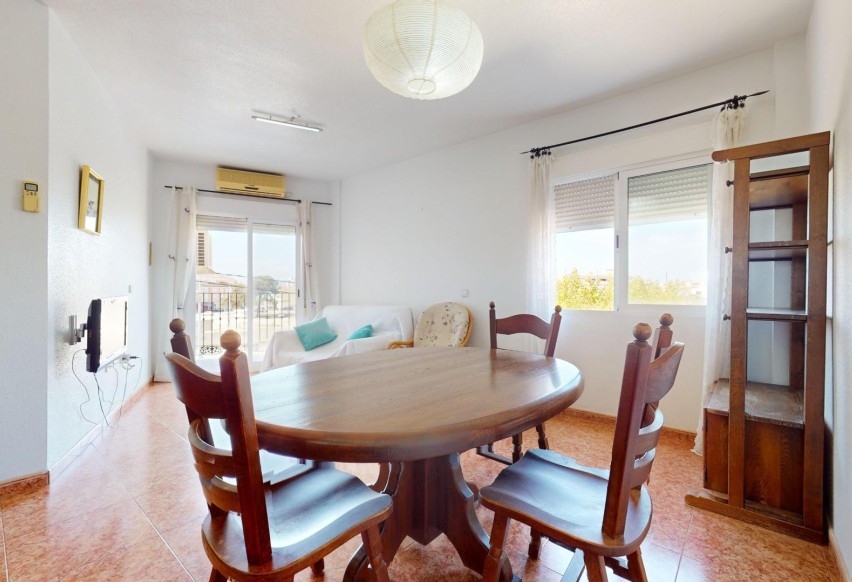 Resale - Apartment / flat - Pilar de la Horadada - PILAR DE LA HORADADA