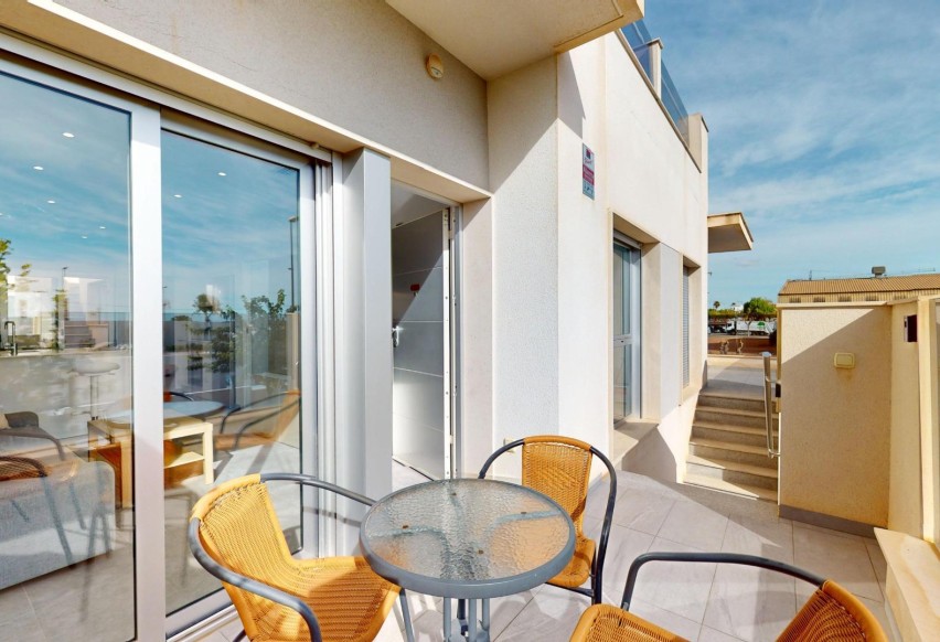 Resale - Apartment / flat - Pilar de la Horadada - Zona Pueblo