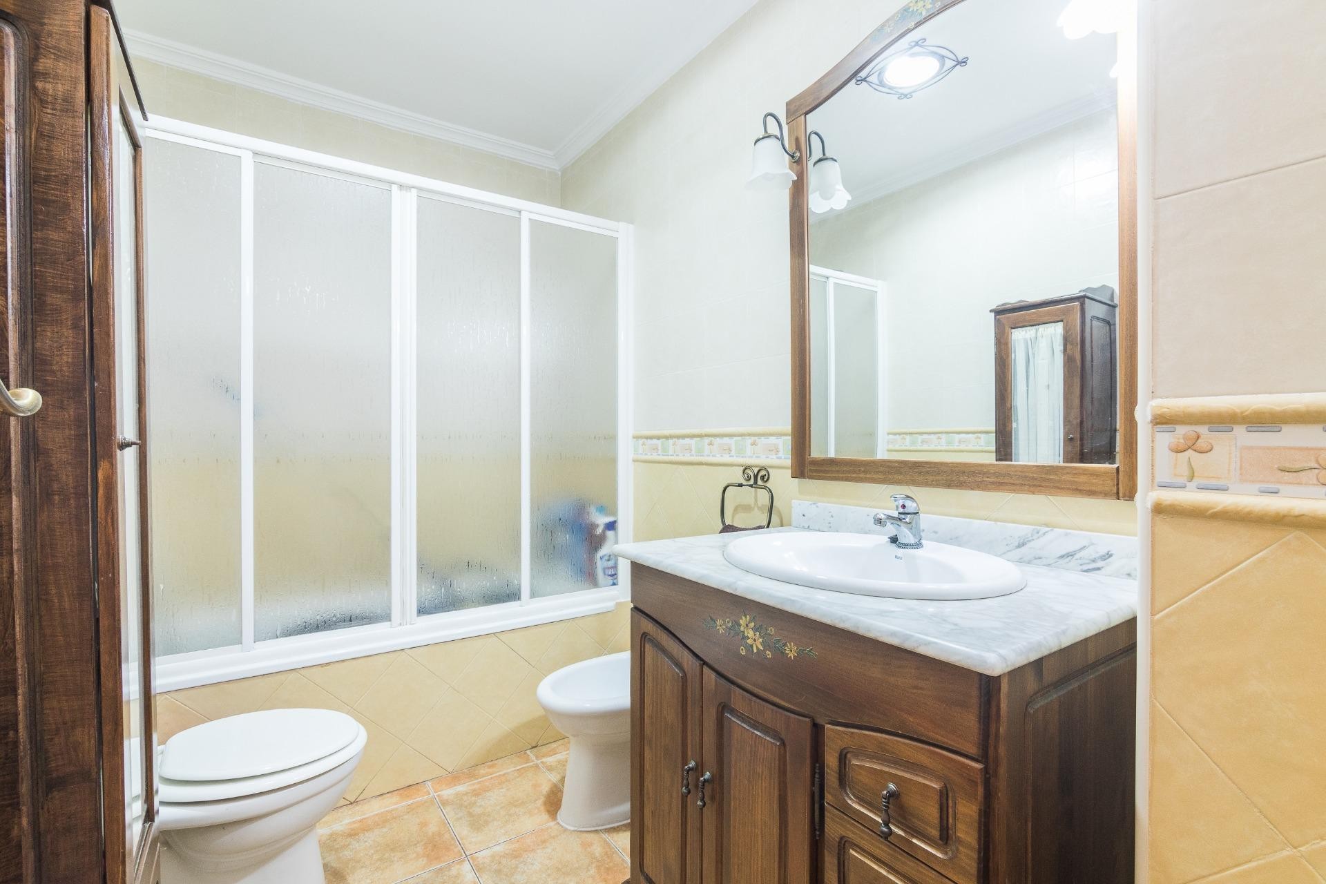 Resale - Apartment / flat - Pinoso - Comunidad valenciana