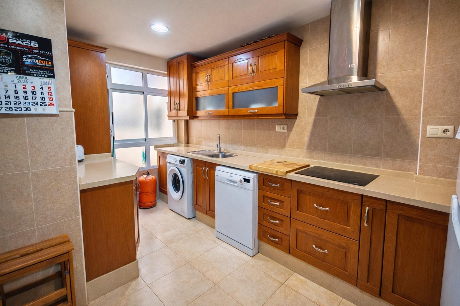 Resale - Apartment / flat - Santa Pola - Centro