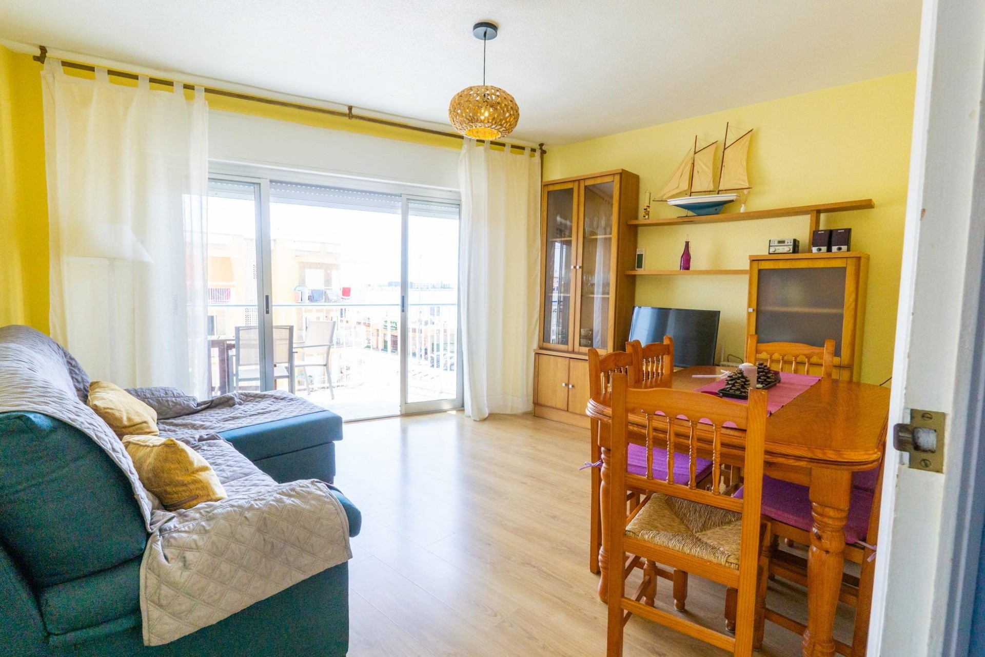 Resale - Apartment / flat - Santa Pola - Centro