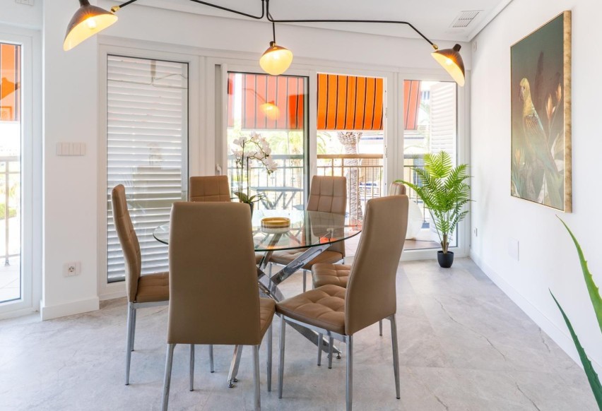 Resale - Apartment / flat - Santa Pola - Centro