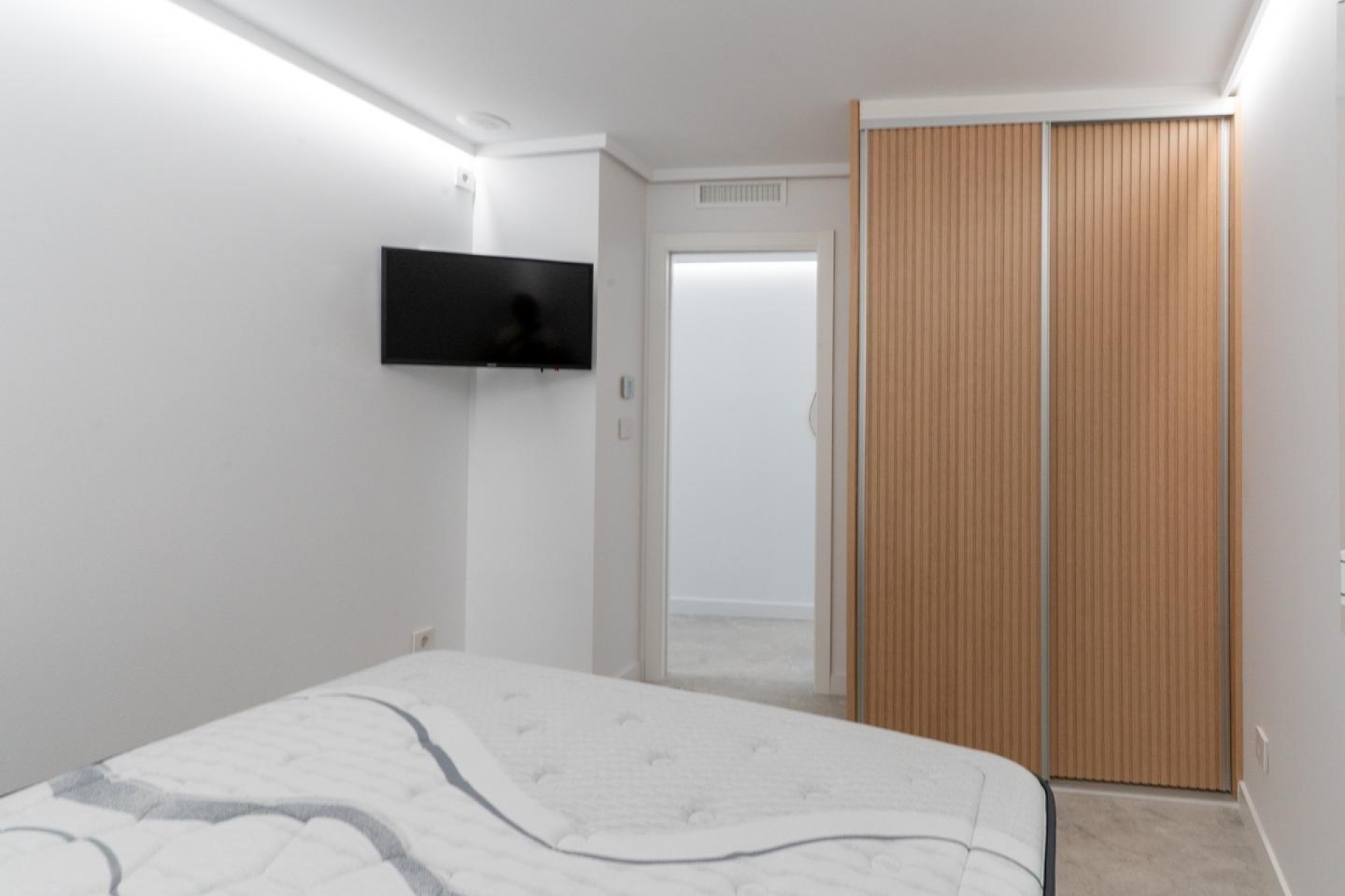 Resale - Apartment / flat - Santa Pola - Centro